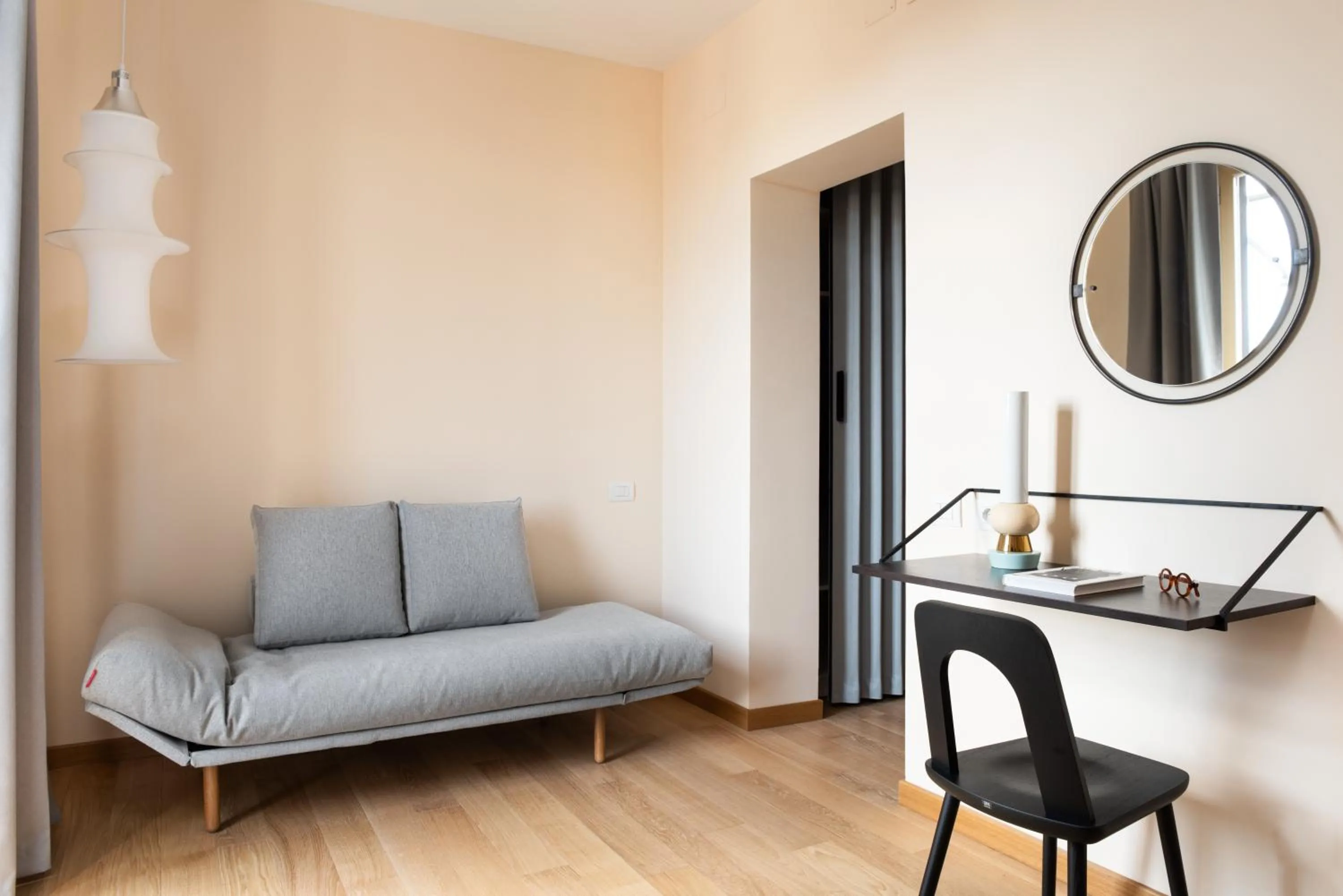 Seating area in Hotel Colosseum