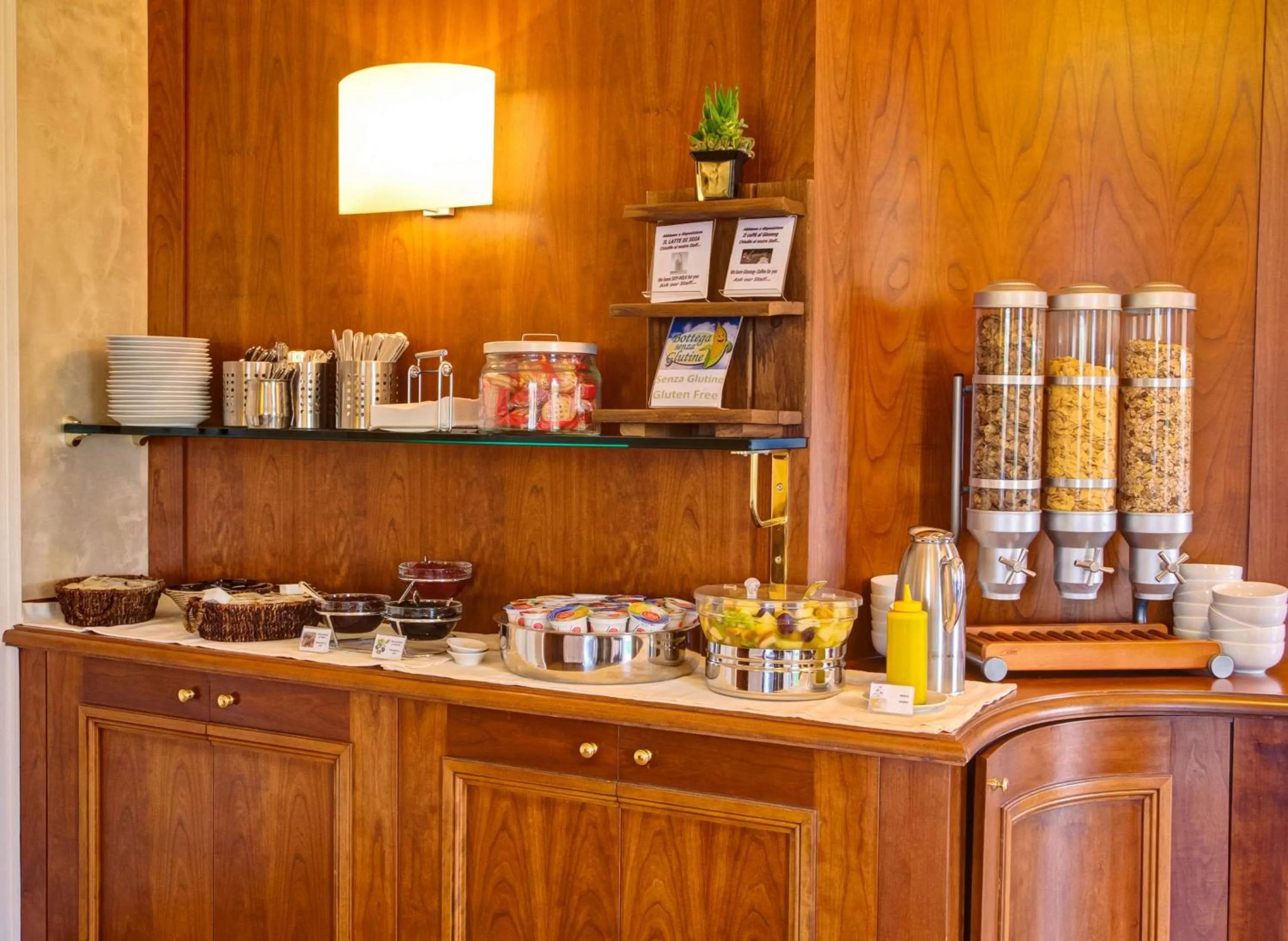 Restaurant/places to eat in Best Western Hotel Astrid