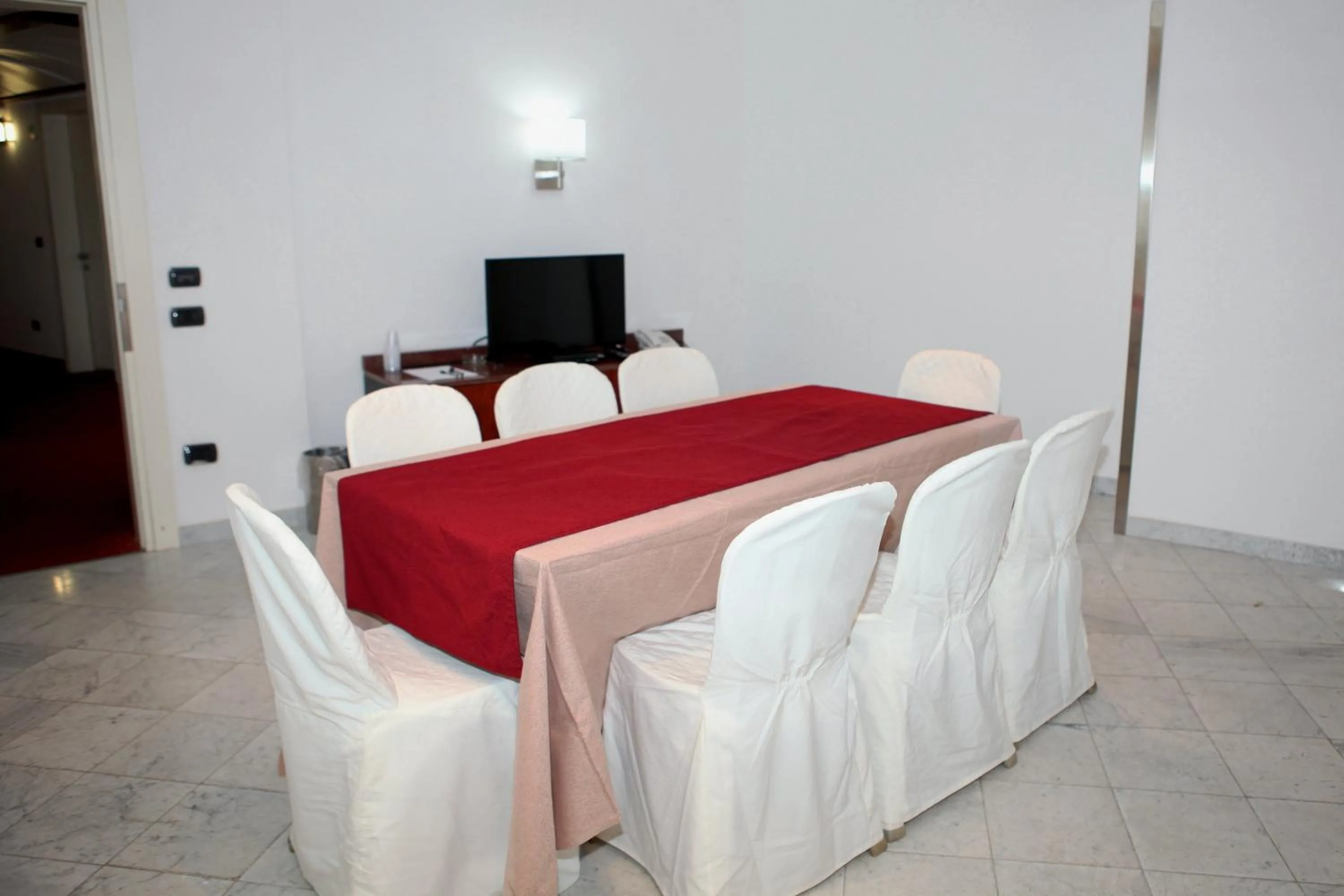 Meeting/conference room in Mediterraneo Palace Hotel