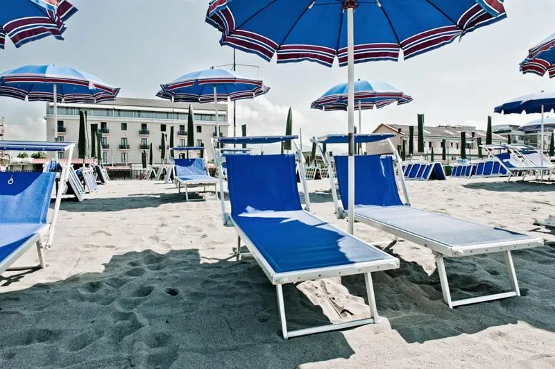 Beach in Hotel Rondine