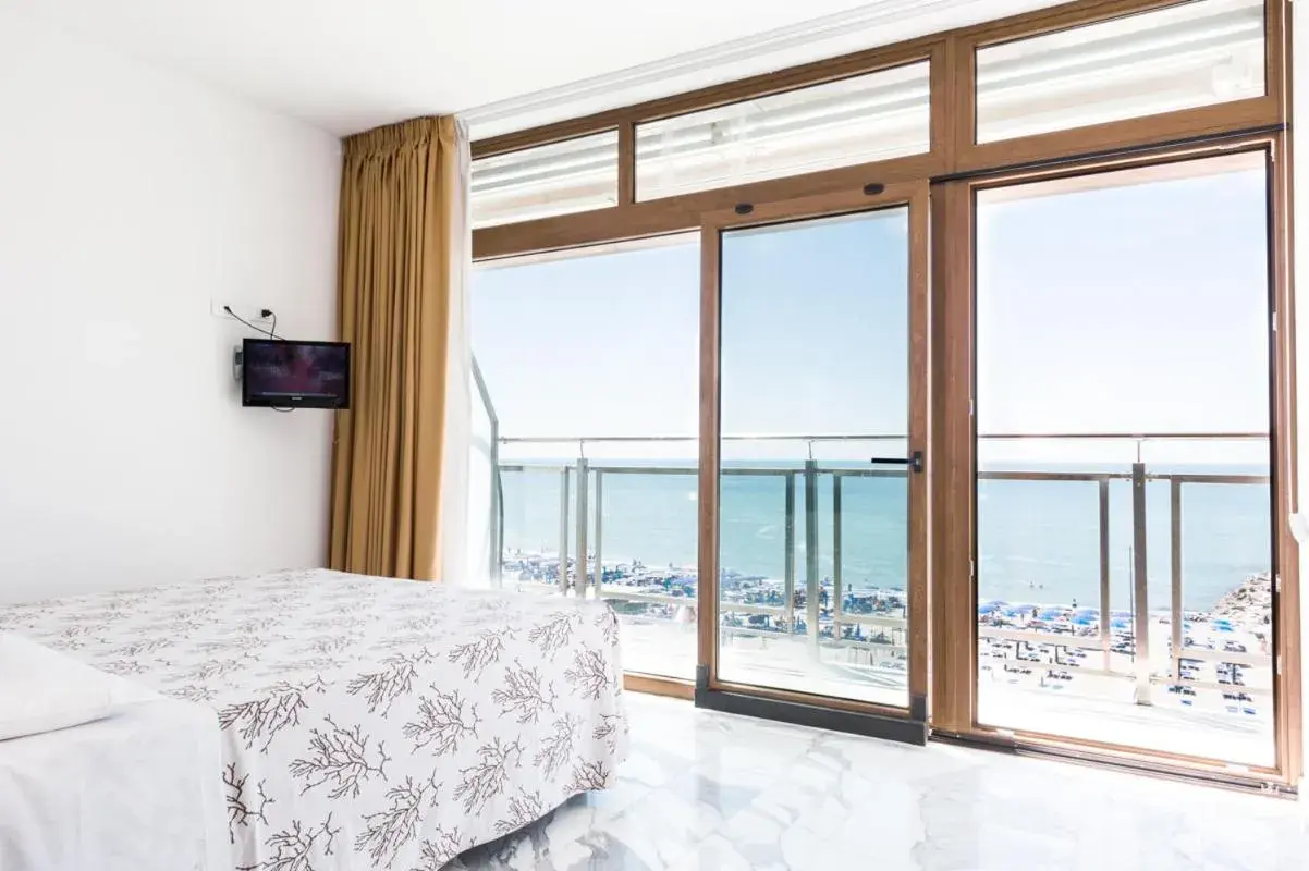 King Room with Sea View in Hotel Rondine King Room with Sea View in Hotel Rondine