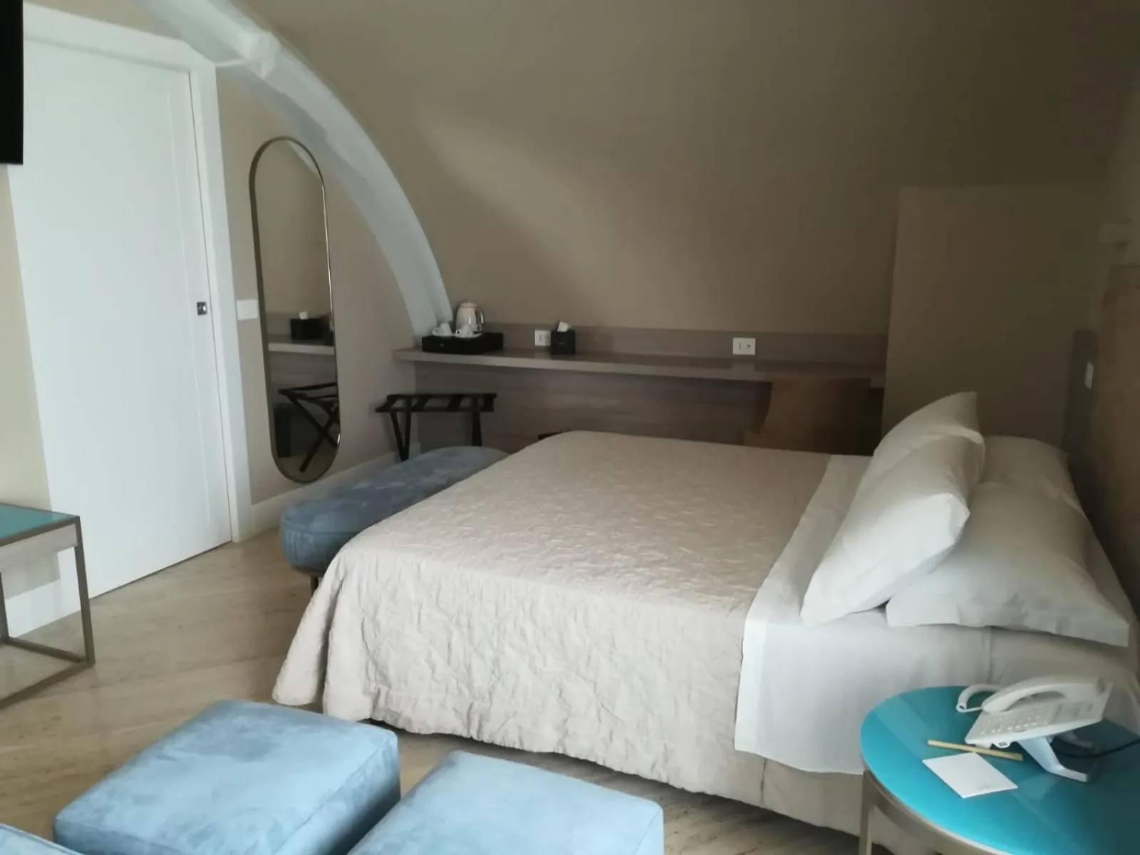 Bedroom, Bed in EUROPA Hotel