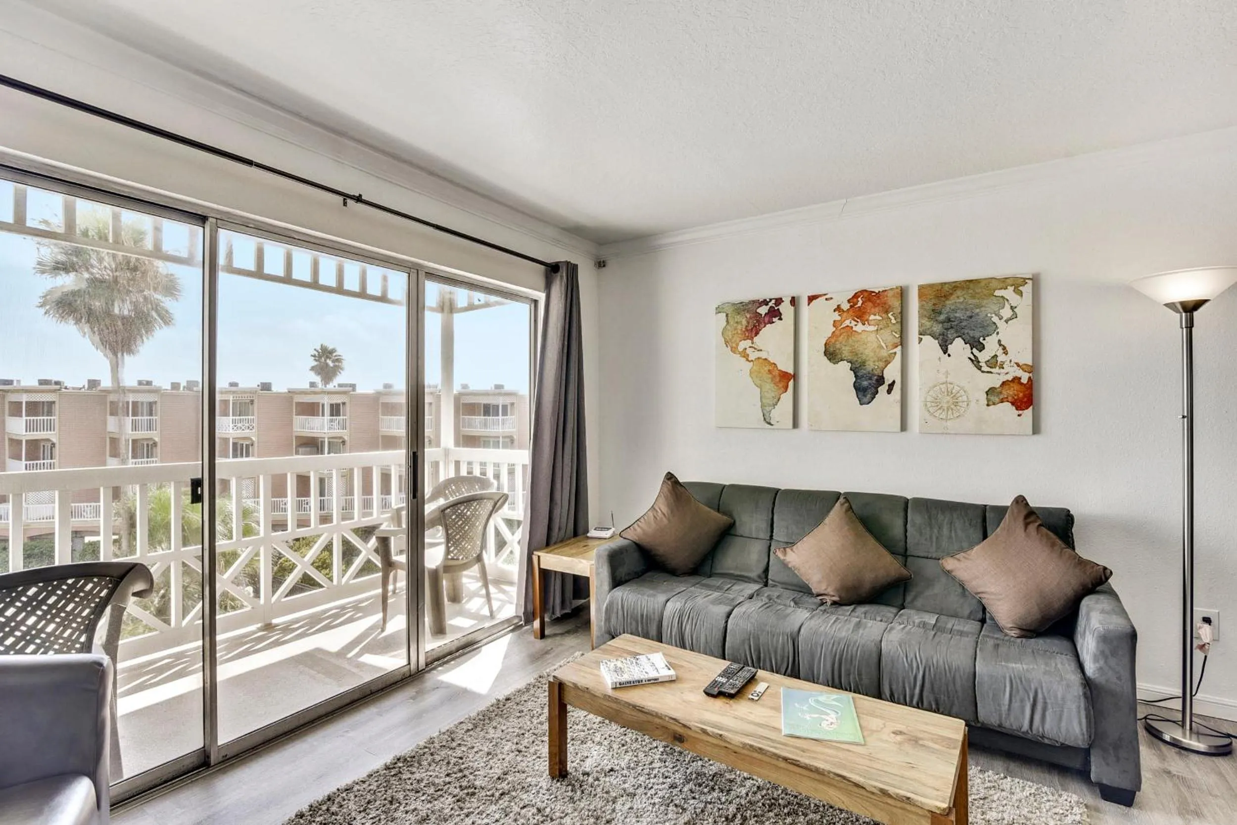 Victorian 3306-Beach View