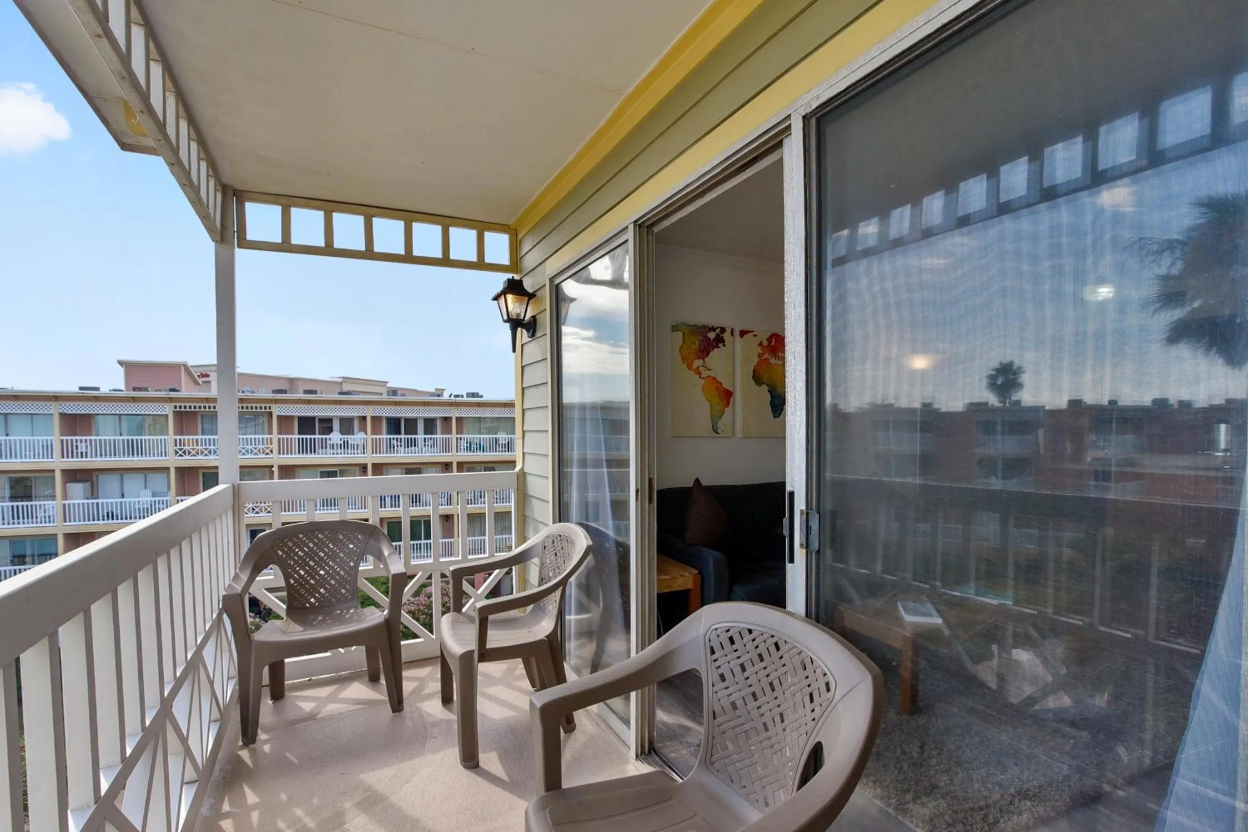 Victorian 3306-Beach View