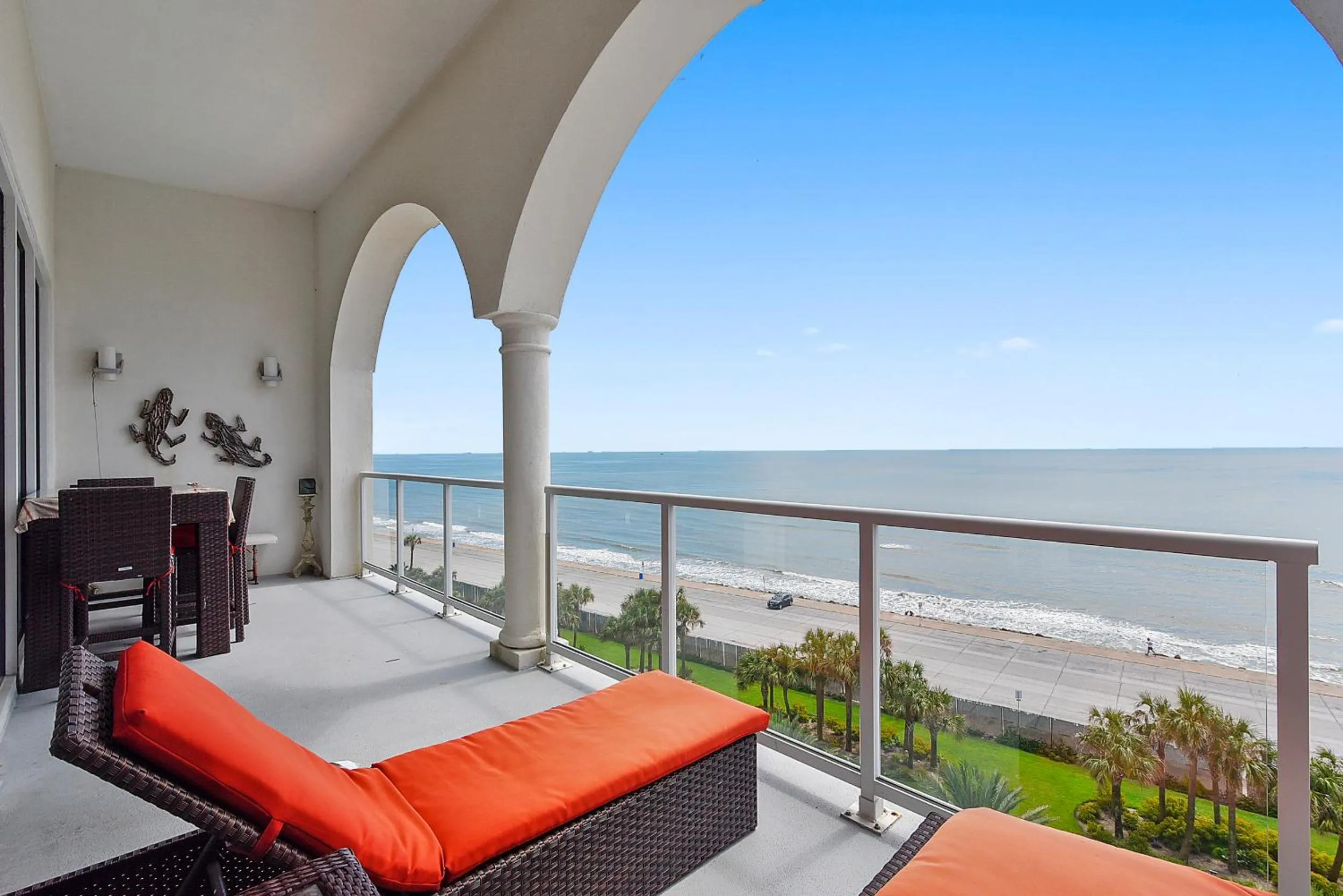 Property building in Diamond Beach 708-Kohinoor