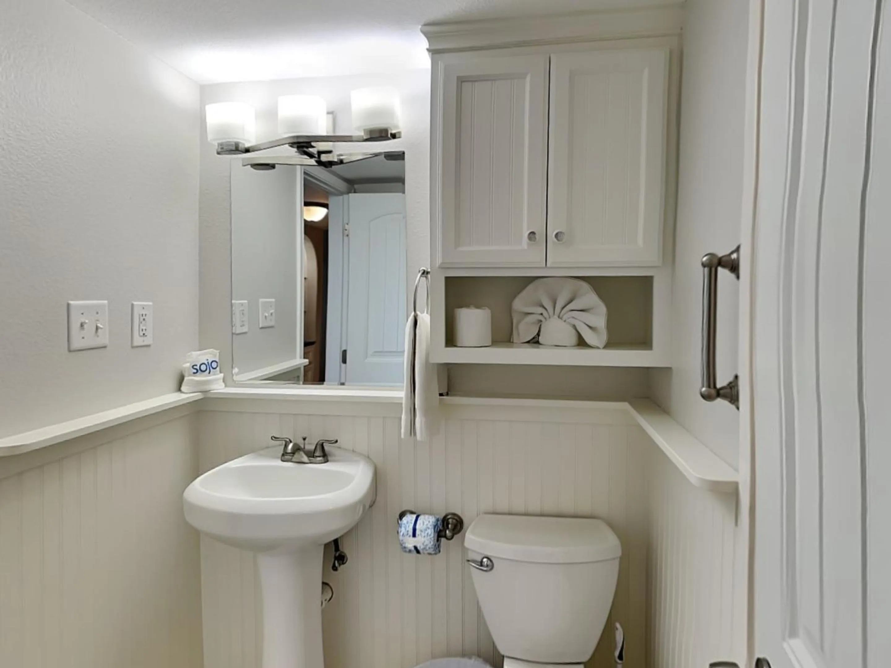 Seascape 1301-Beachcomber