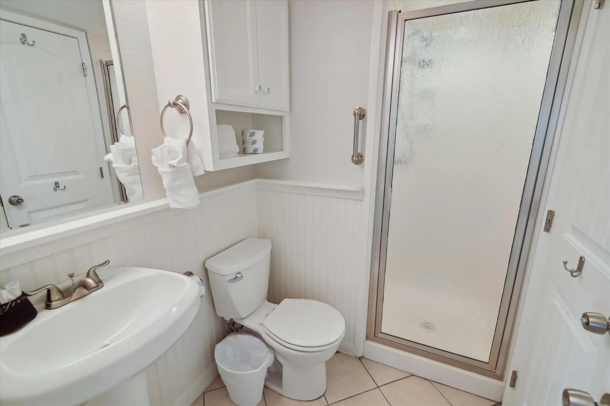 Bathroom in Seascape 1301-Beachcomber