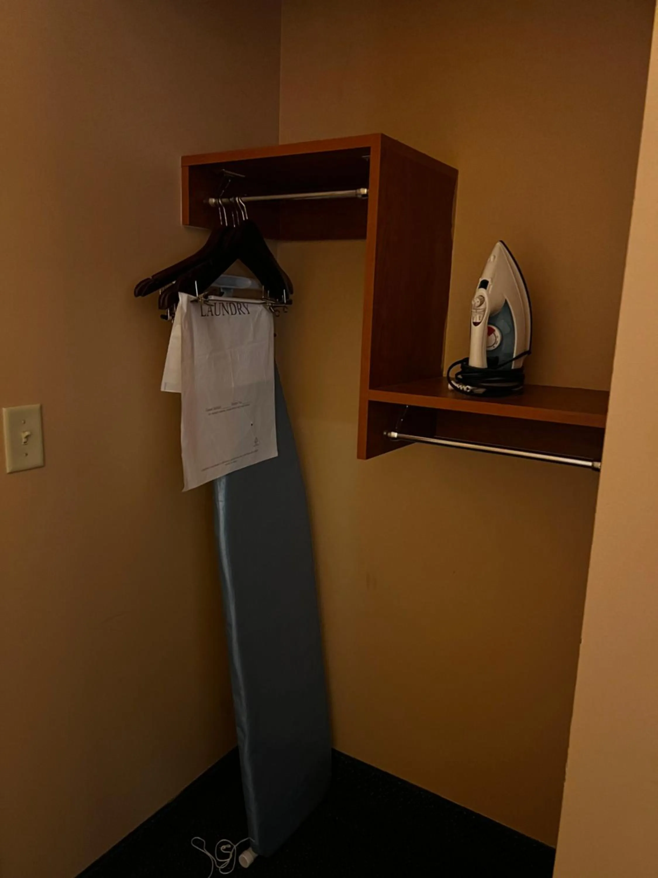 furniture in Hotel Mead Resorts & Conventions Center