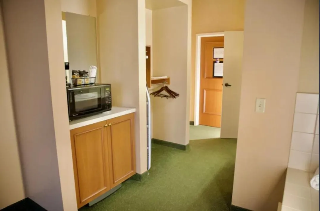 Living room in Hotel Mead Resorts & Conventions Center