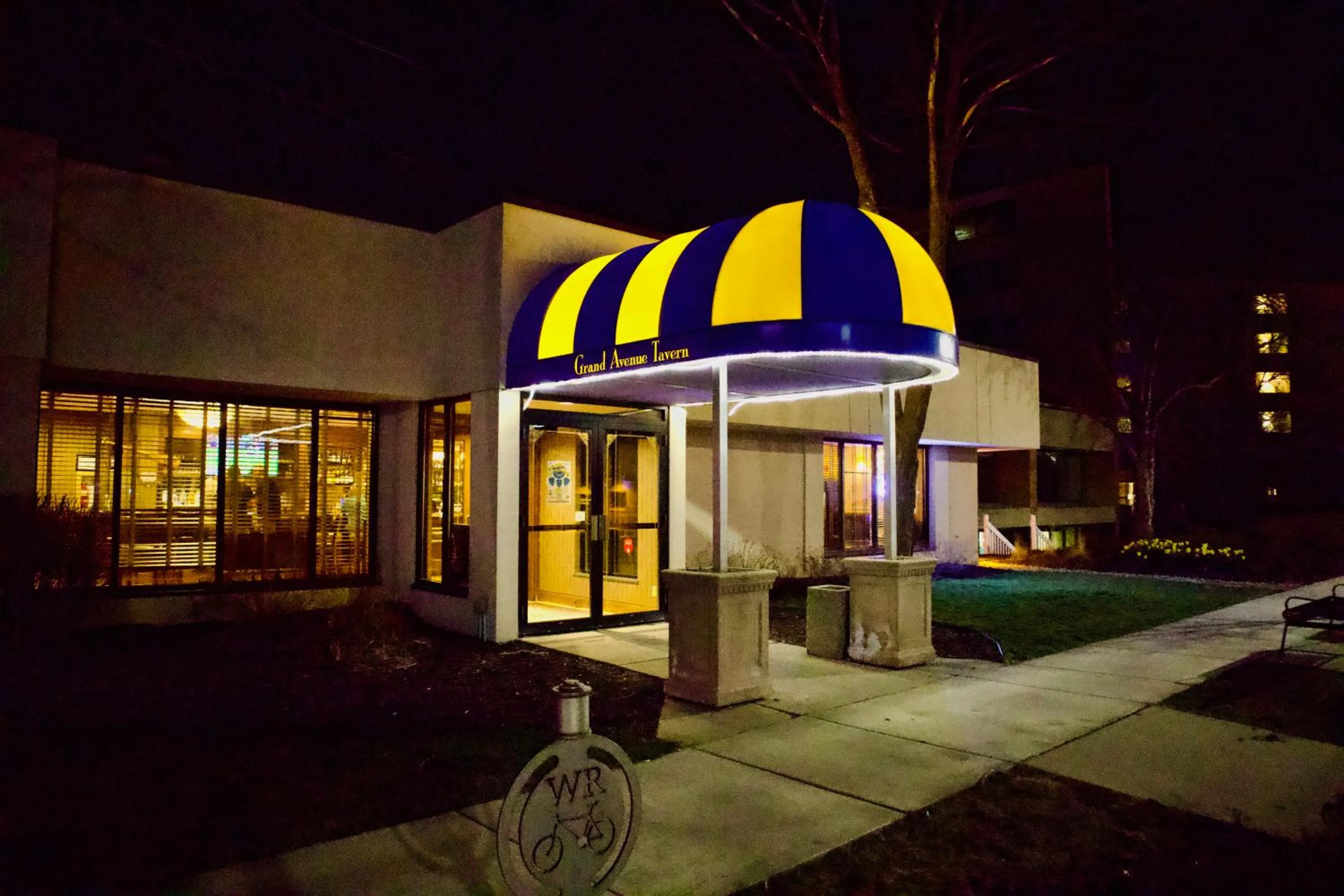 Property building in Hotel Mead Resorts & Conventions Center