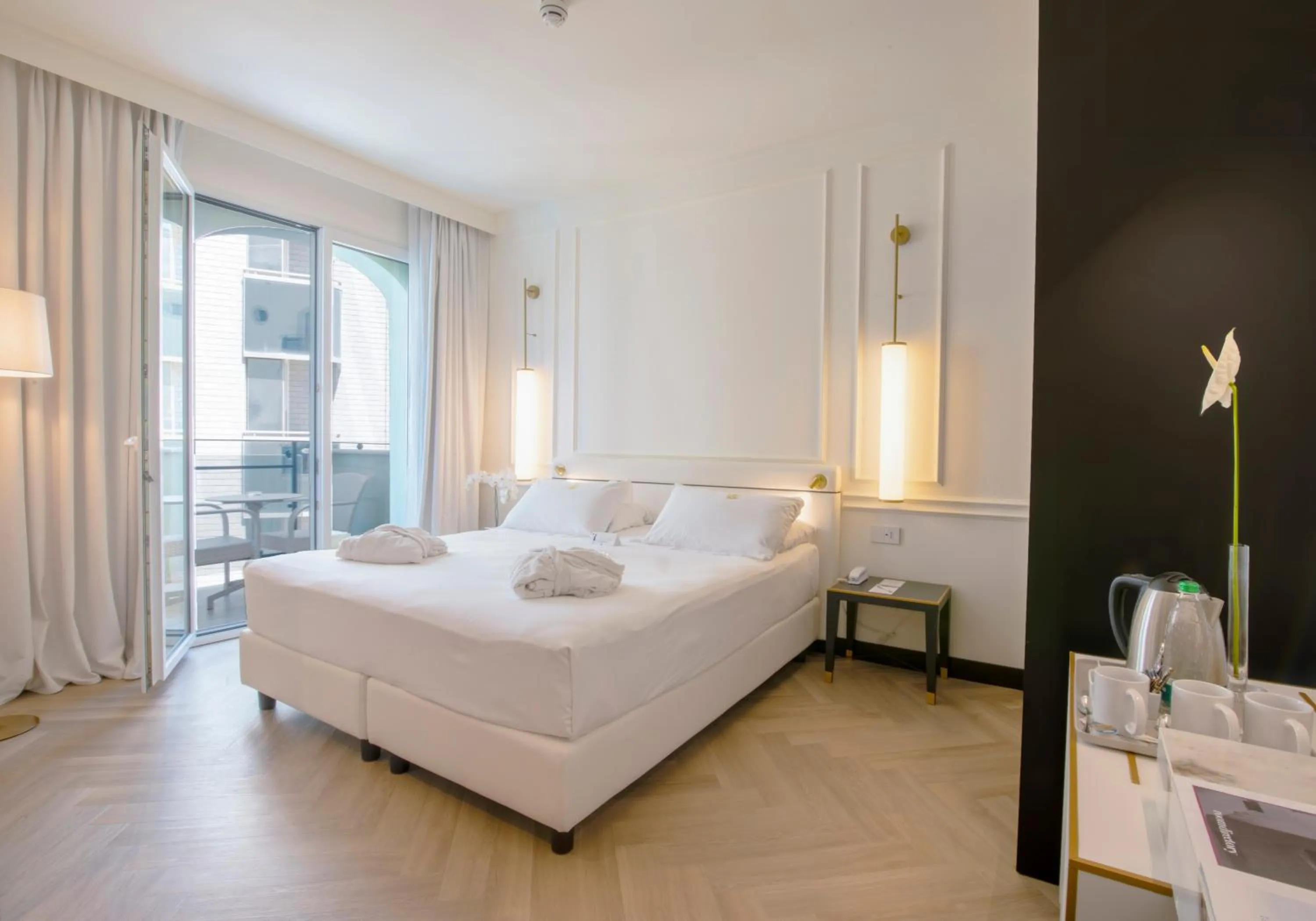 Bed in Hotel De Londres