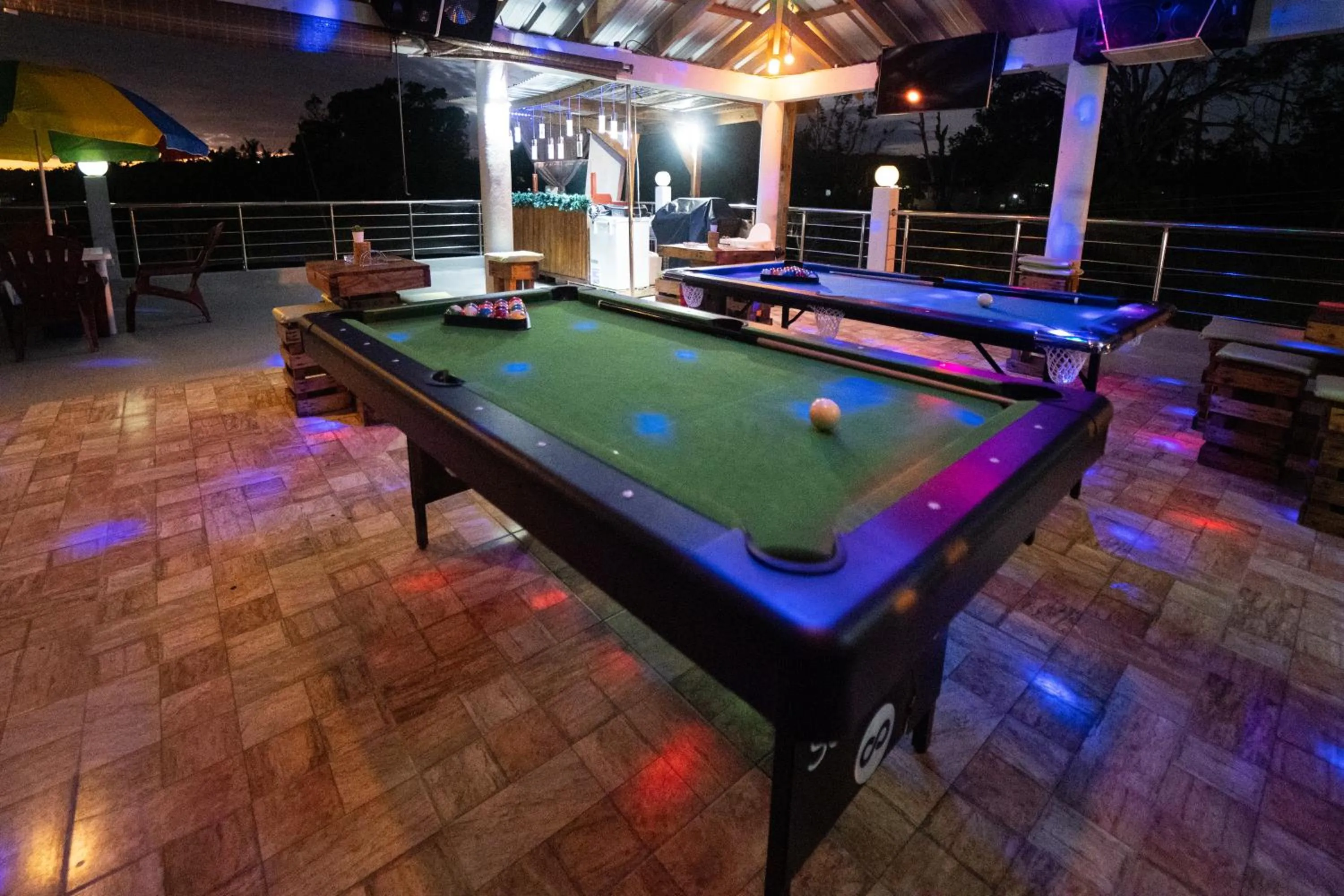 Restaurant/places to eat in EDMA APARTAHOTEL