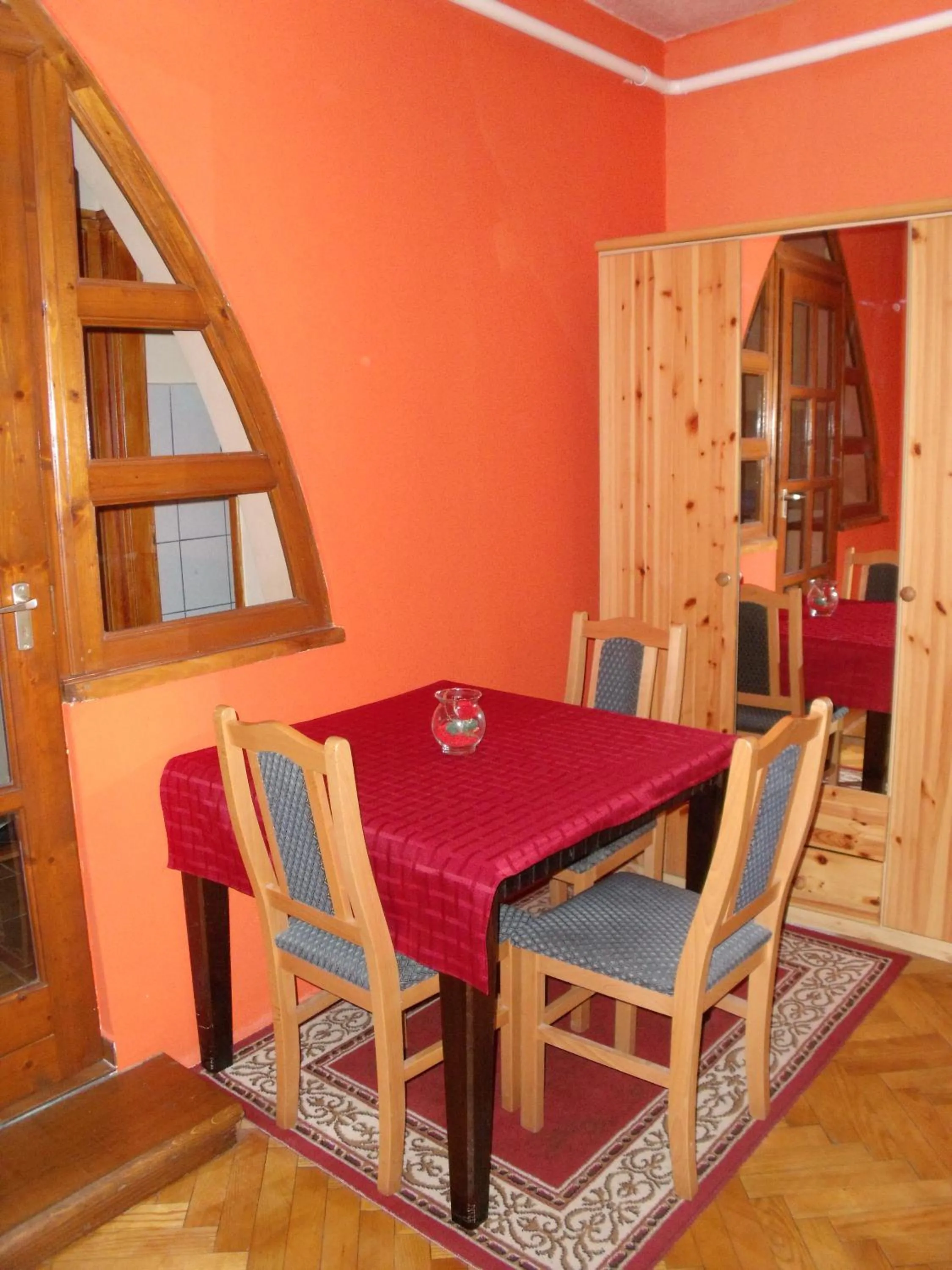 One-Bedroom Apartment in Viola Vendégház
