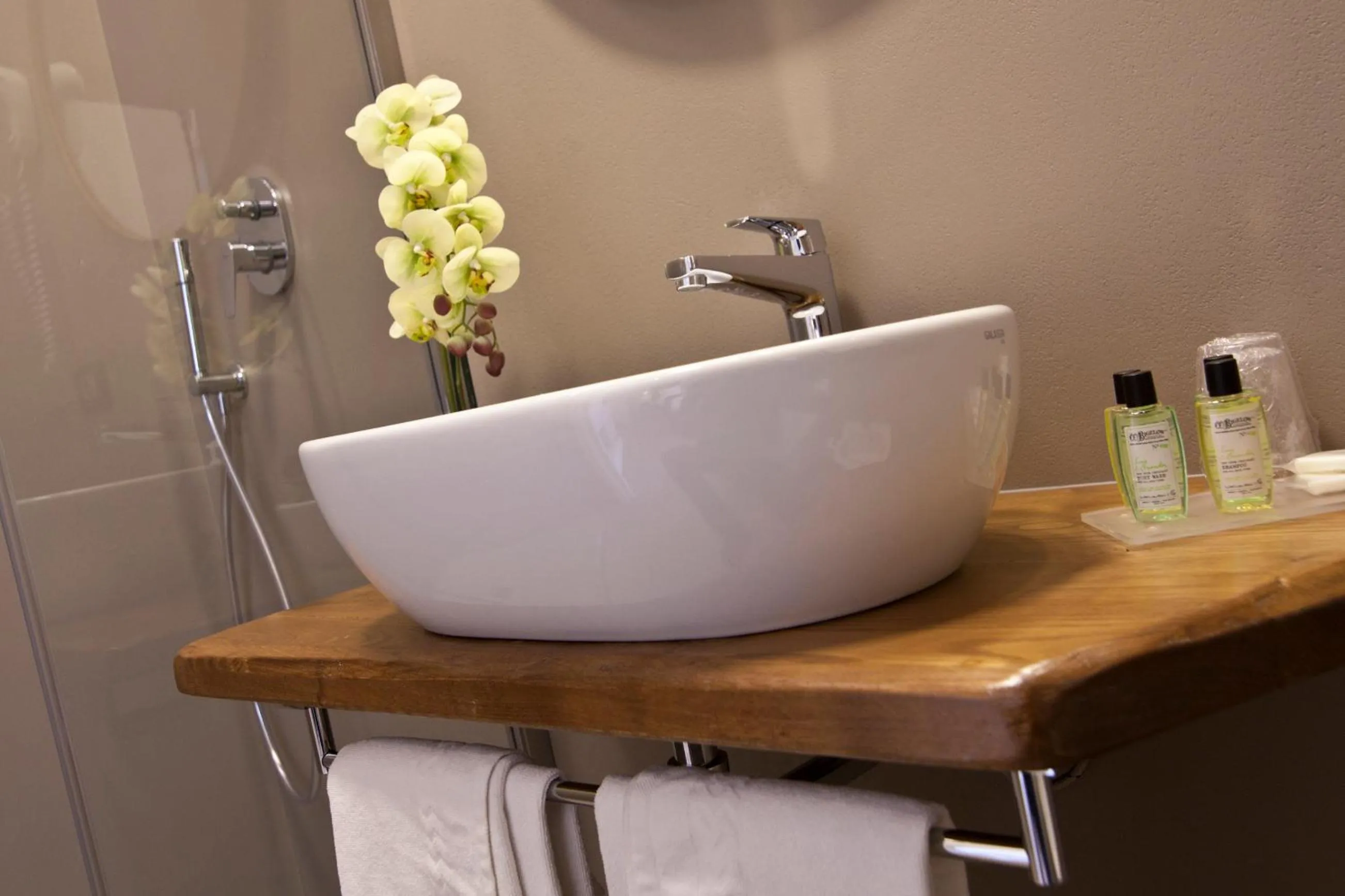 Bathroom in Seven Suites