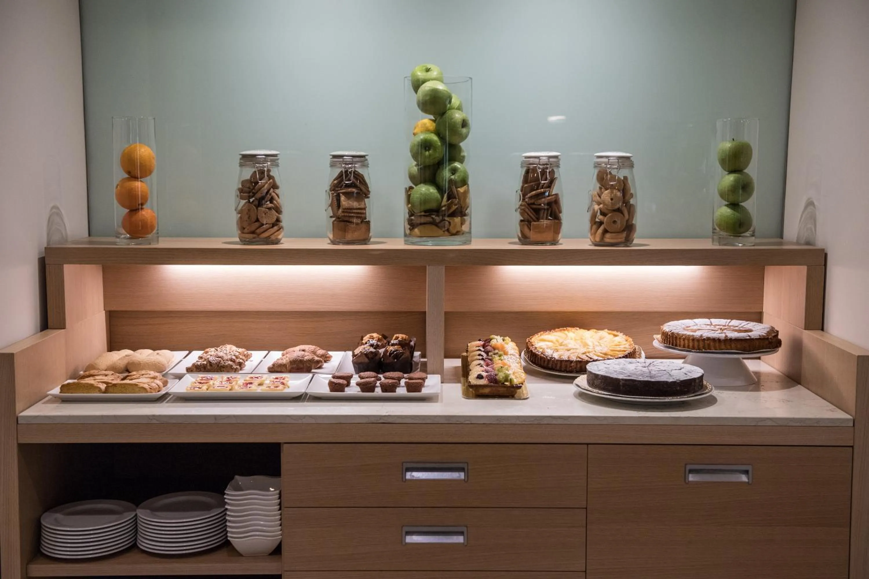 Buffet breakfast in PHI Park Hotel Alcione