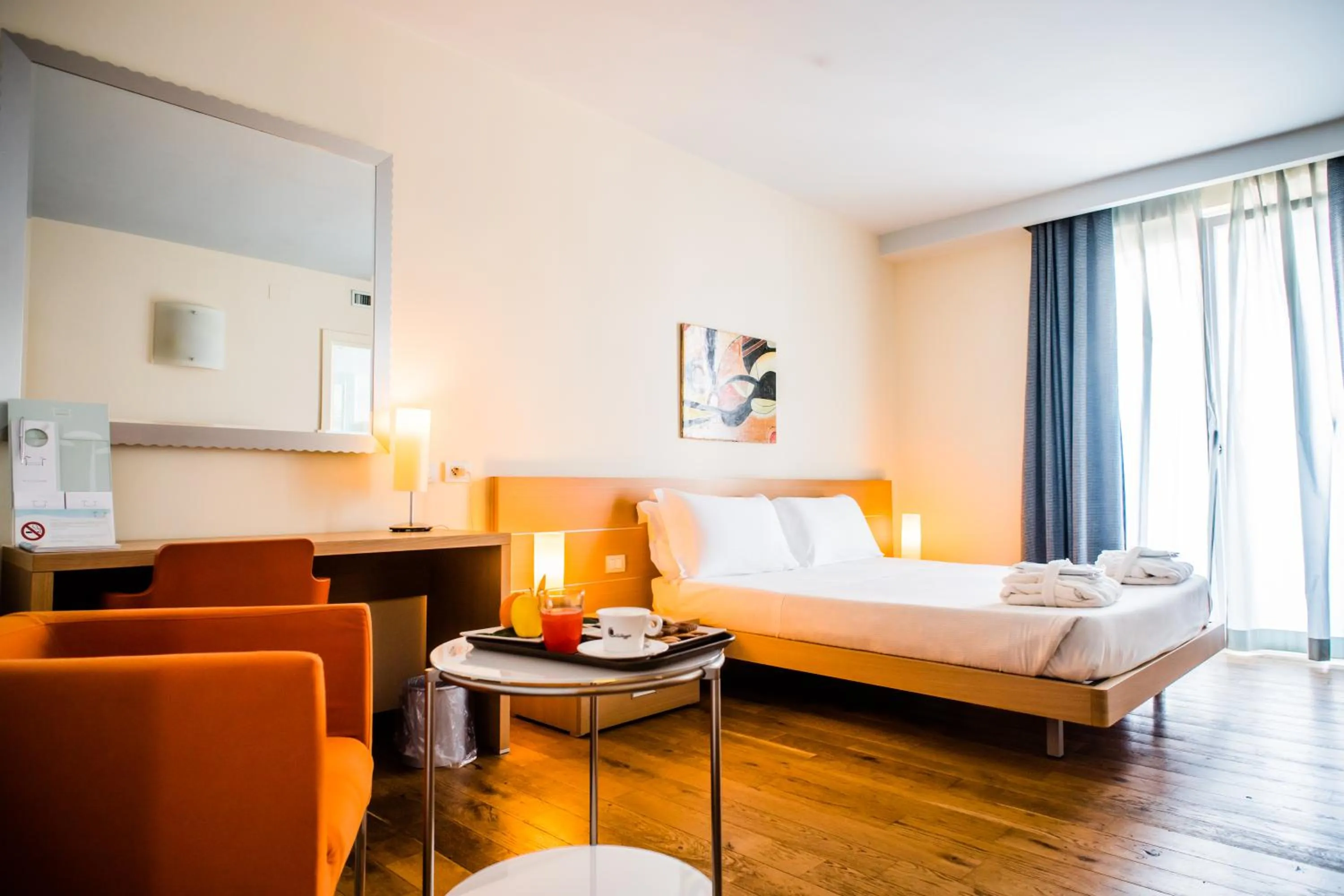 Sunrise in PHI Park Hotel Alcione