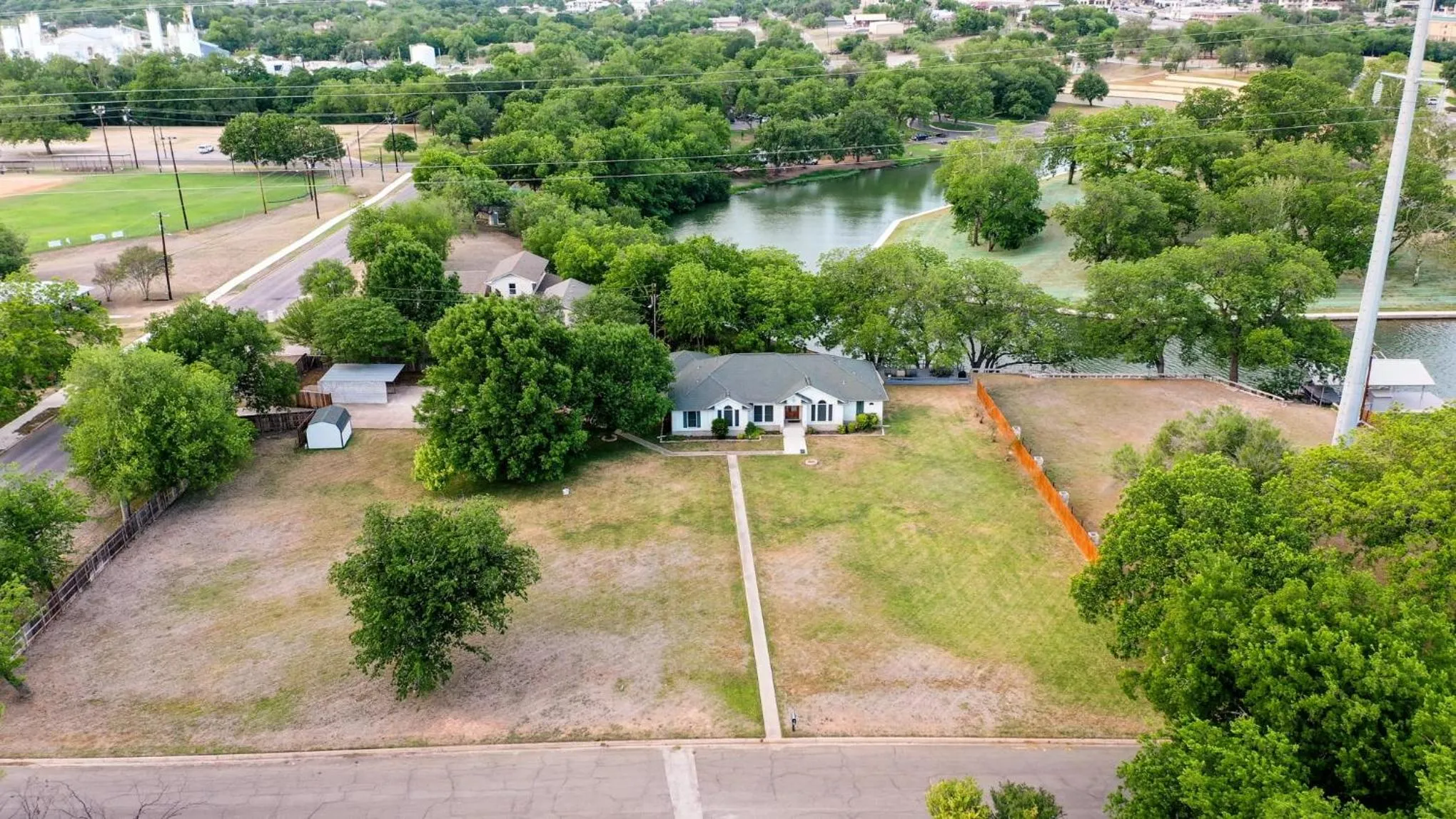 Lake Marble Falls Waterfront, House, Wet Slip, Huge Yard