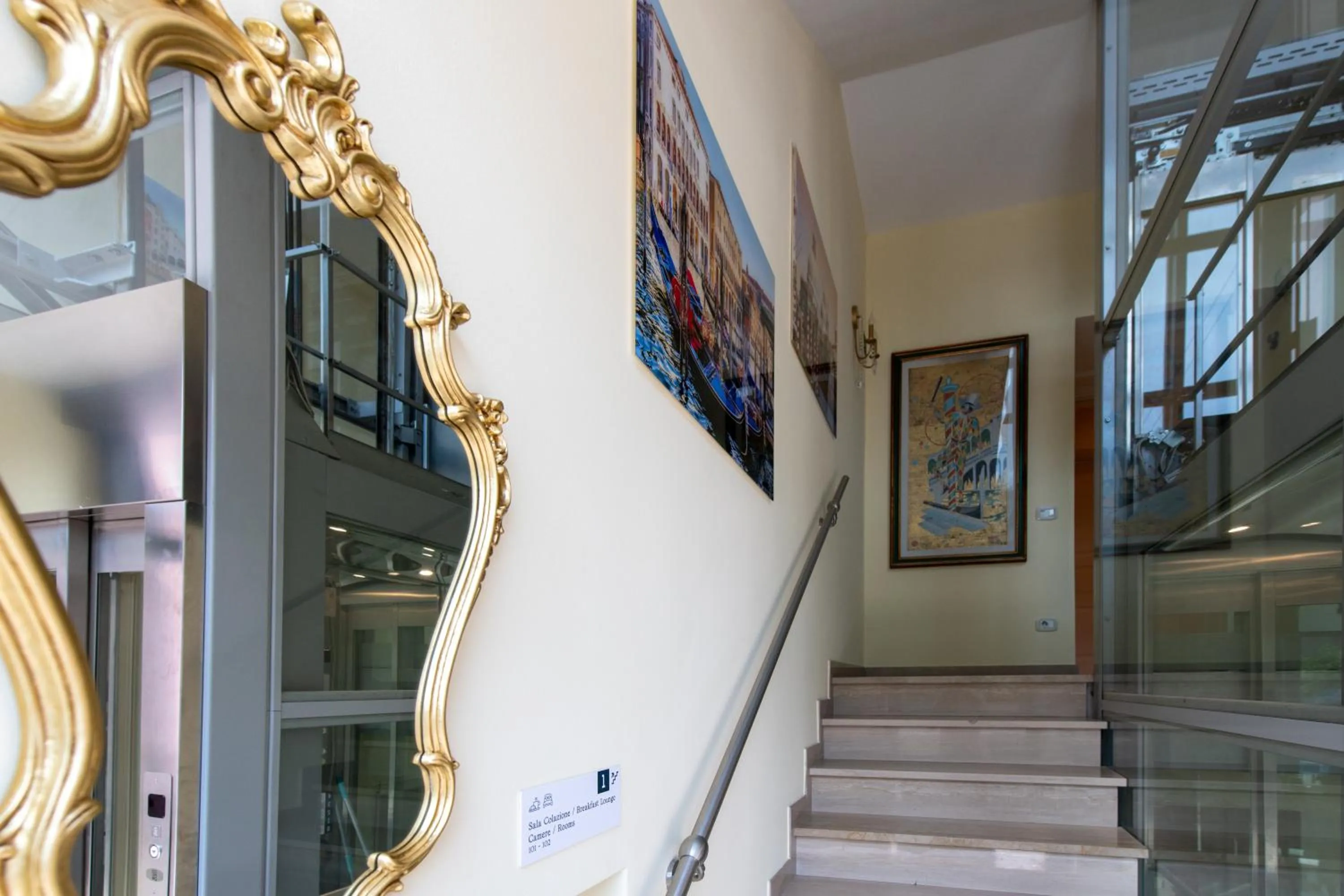 Decorative detail in Hotel Ambasciata Venice - Atika & Atif