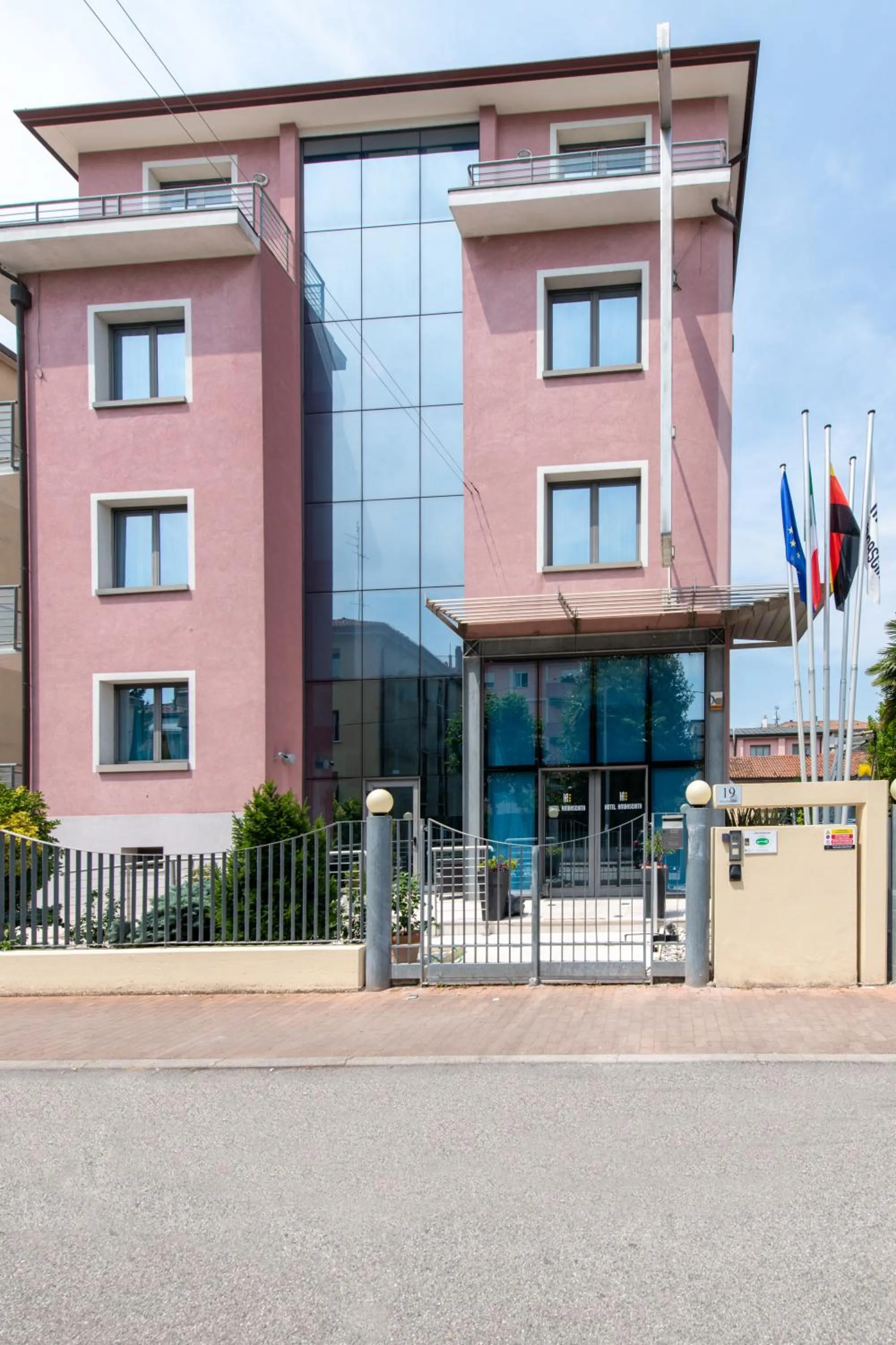 Property building in Hotel Ambasciata Venice - Atika & Atif