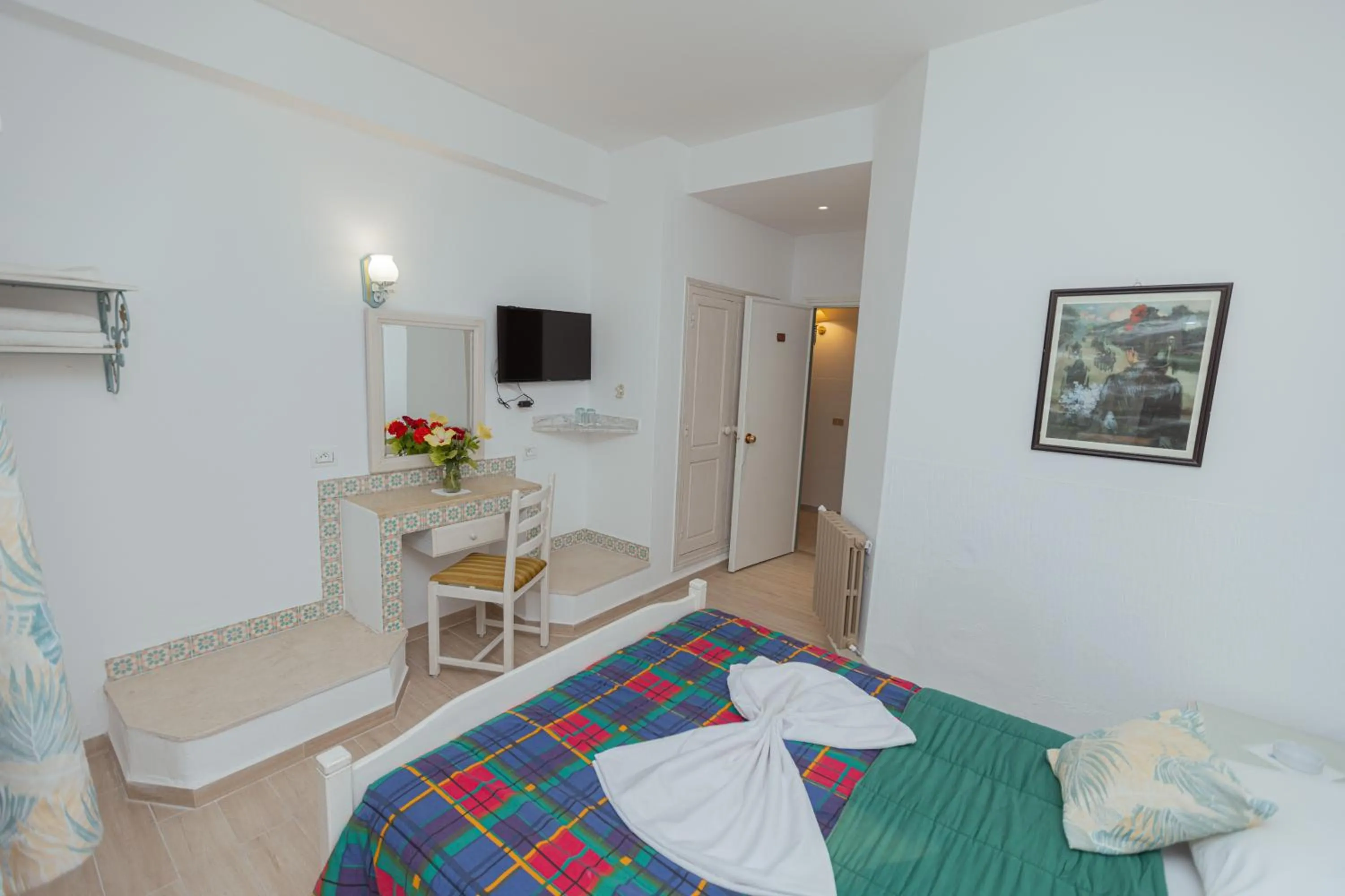 Photo of the whole room, Bed in Hôtel Résidence Monia COMPLETELY RENOVATED