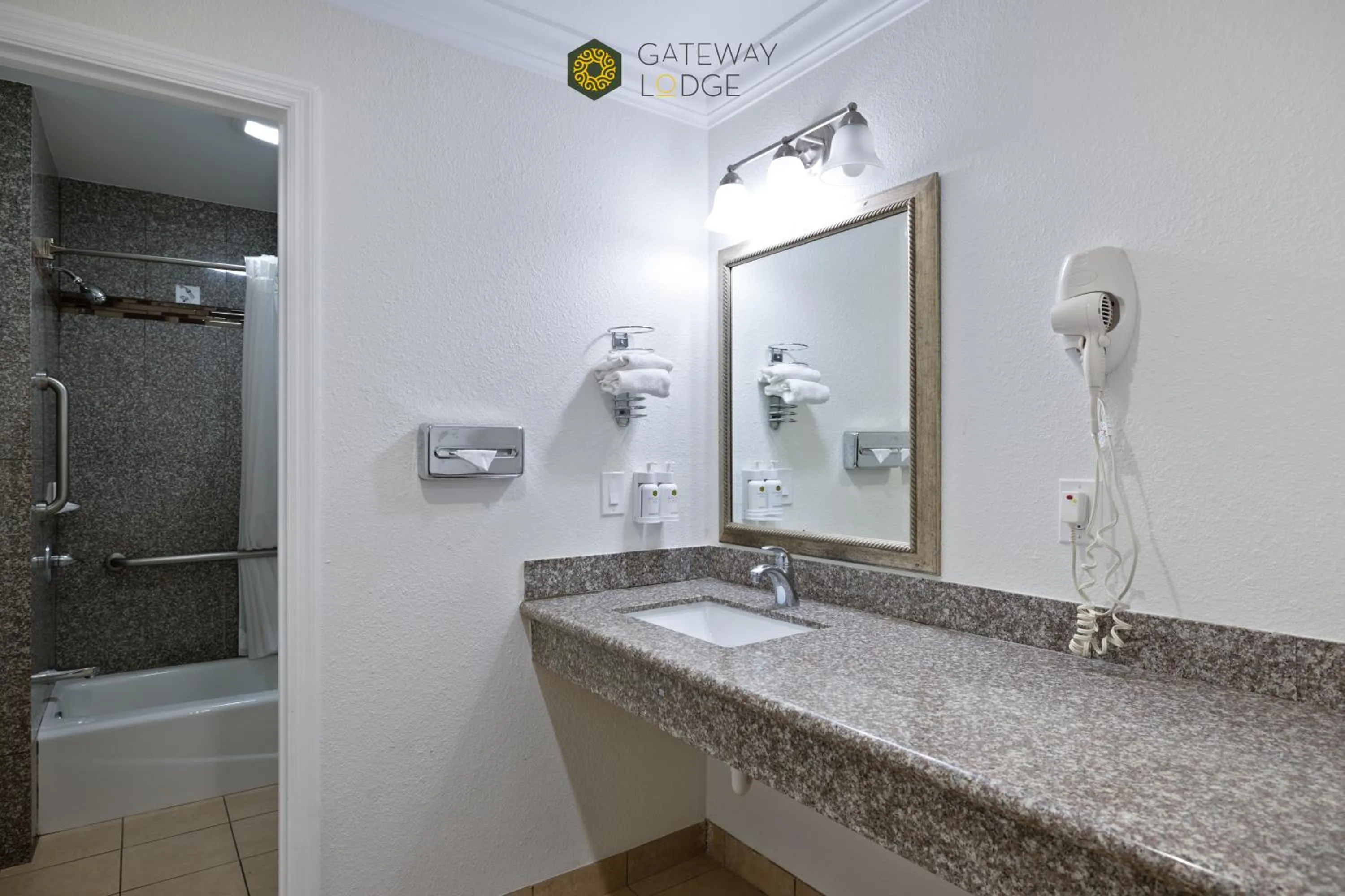 Bedroom in Gateway Lodge