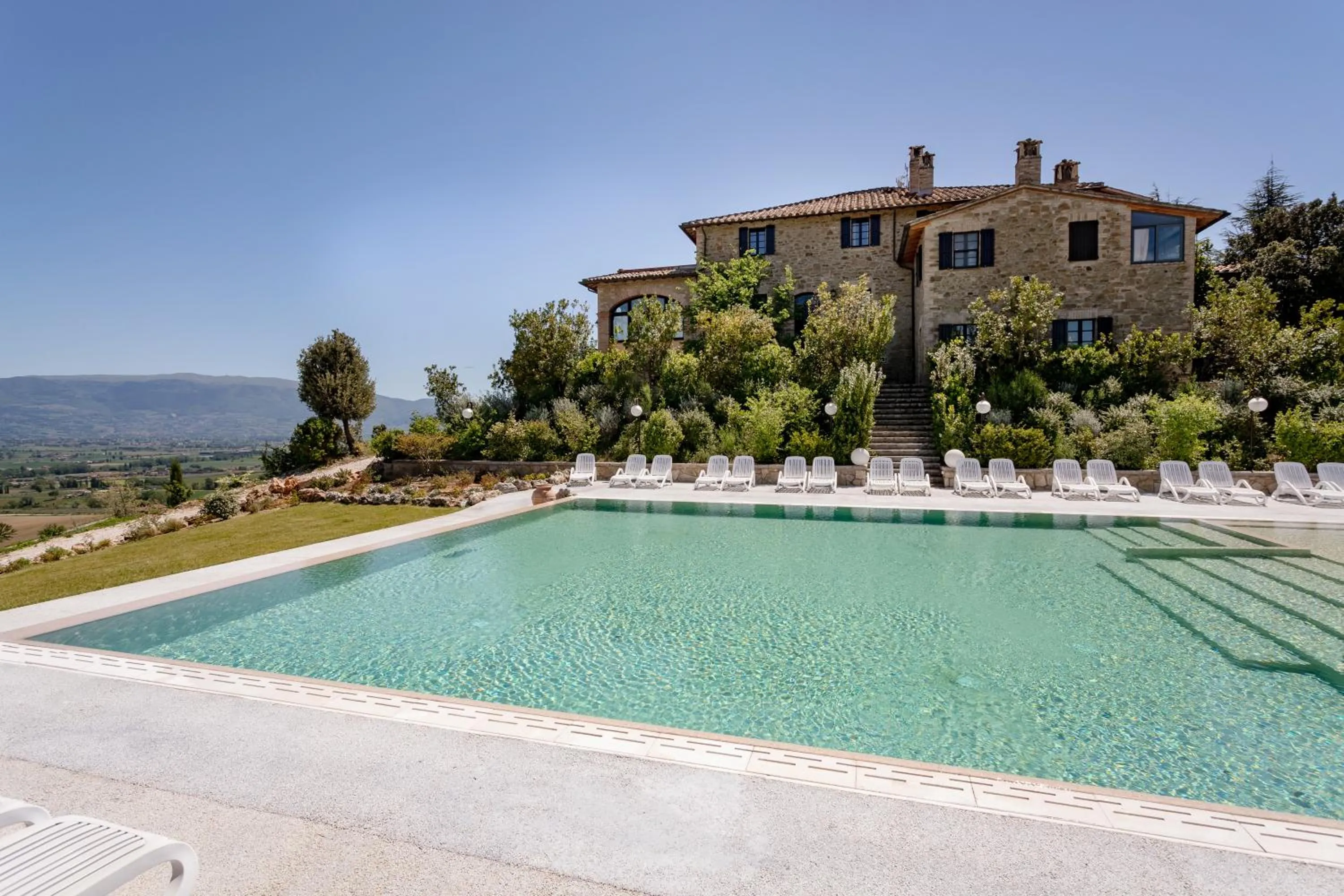 Property building in Il Poggio degli Olivi