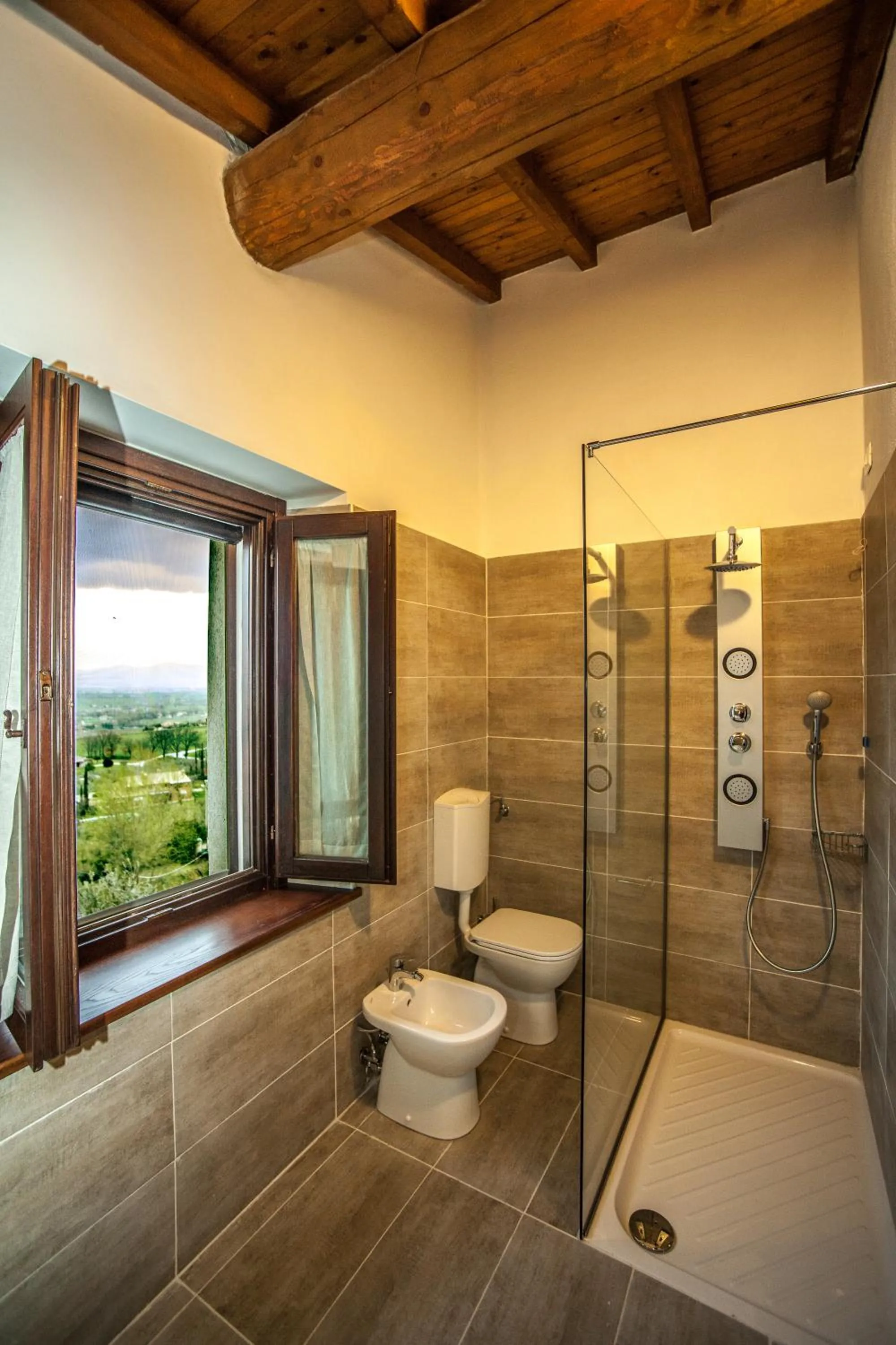 Shower in Il Poggio degli Olivi