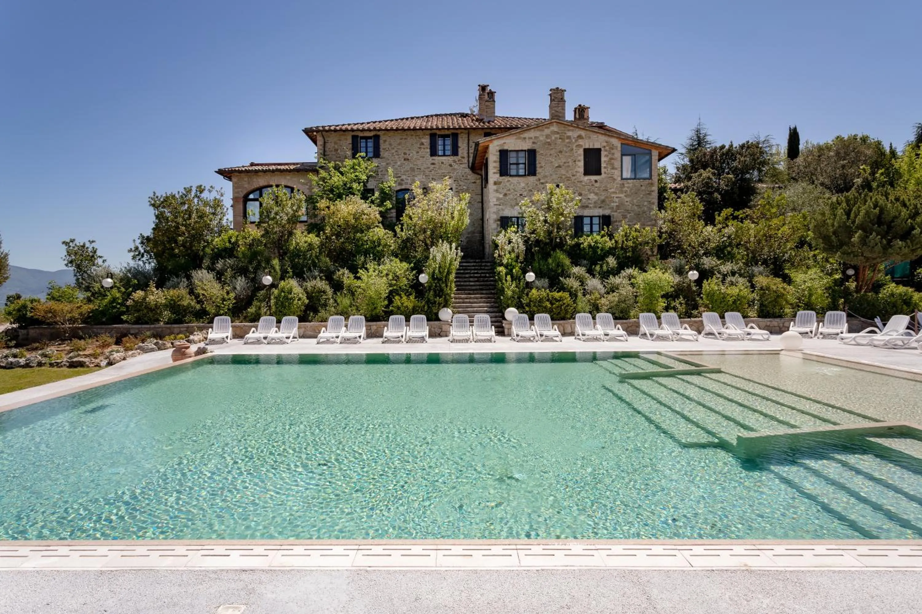 Property building in Il Poggio degli Olivi