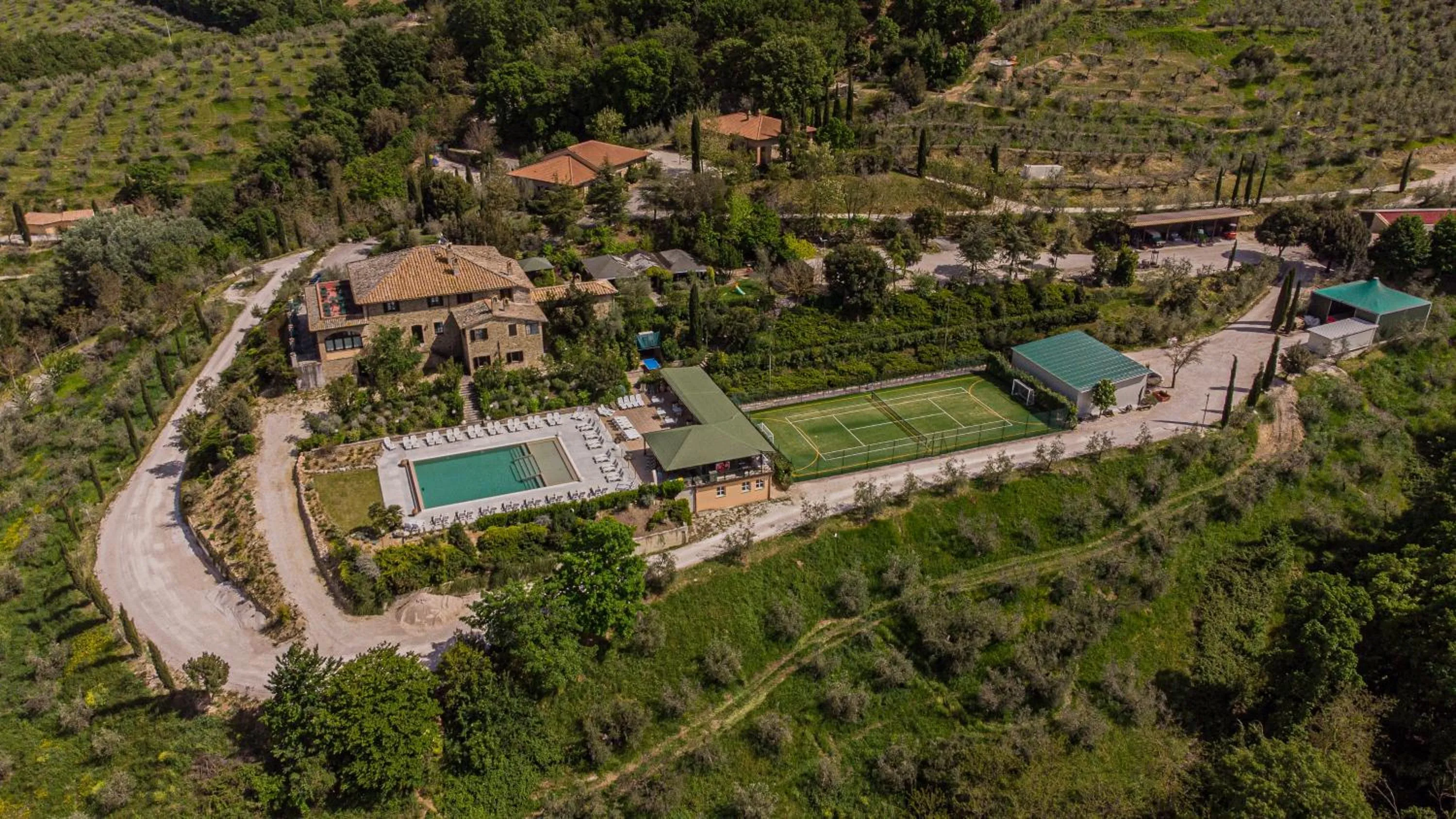 Property building in Il Poggio degli Olivi