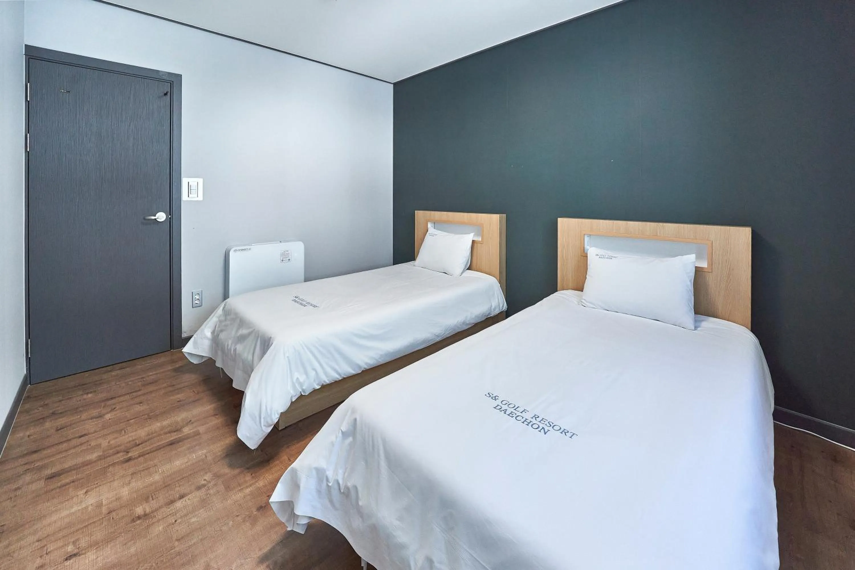 Bedroom, Bed in SN Hotel Daecheon