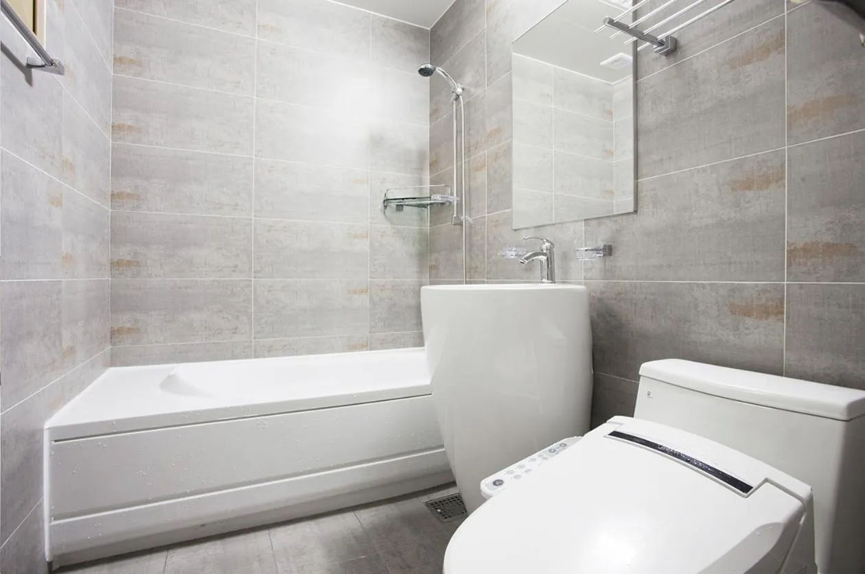 Bathroom in SN Hotel Daecheon