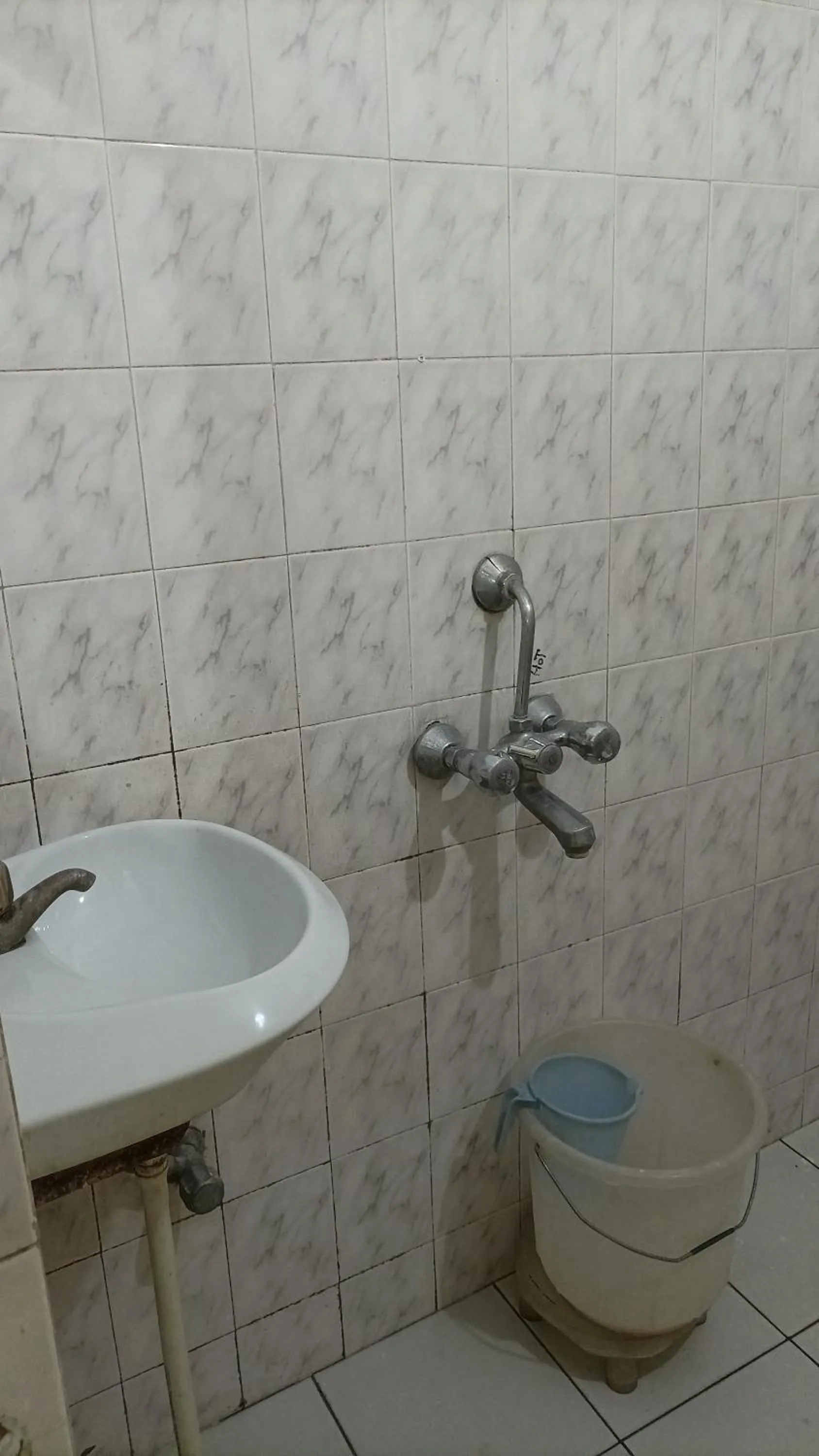 Bathroom in Hotel Siddharth