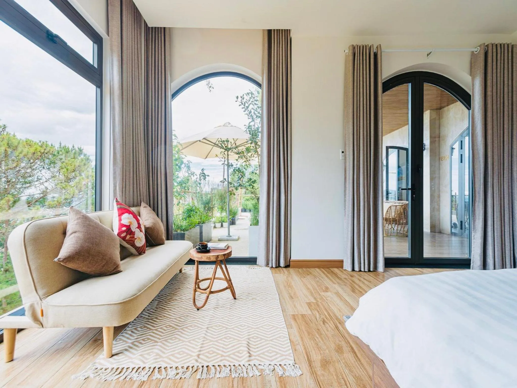 View (from property/room), Bed in Đá Góc Nhà Boutique Hotel