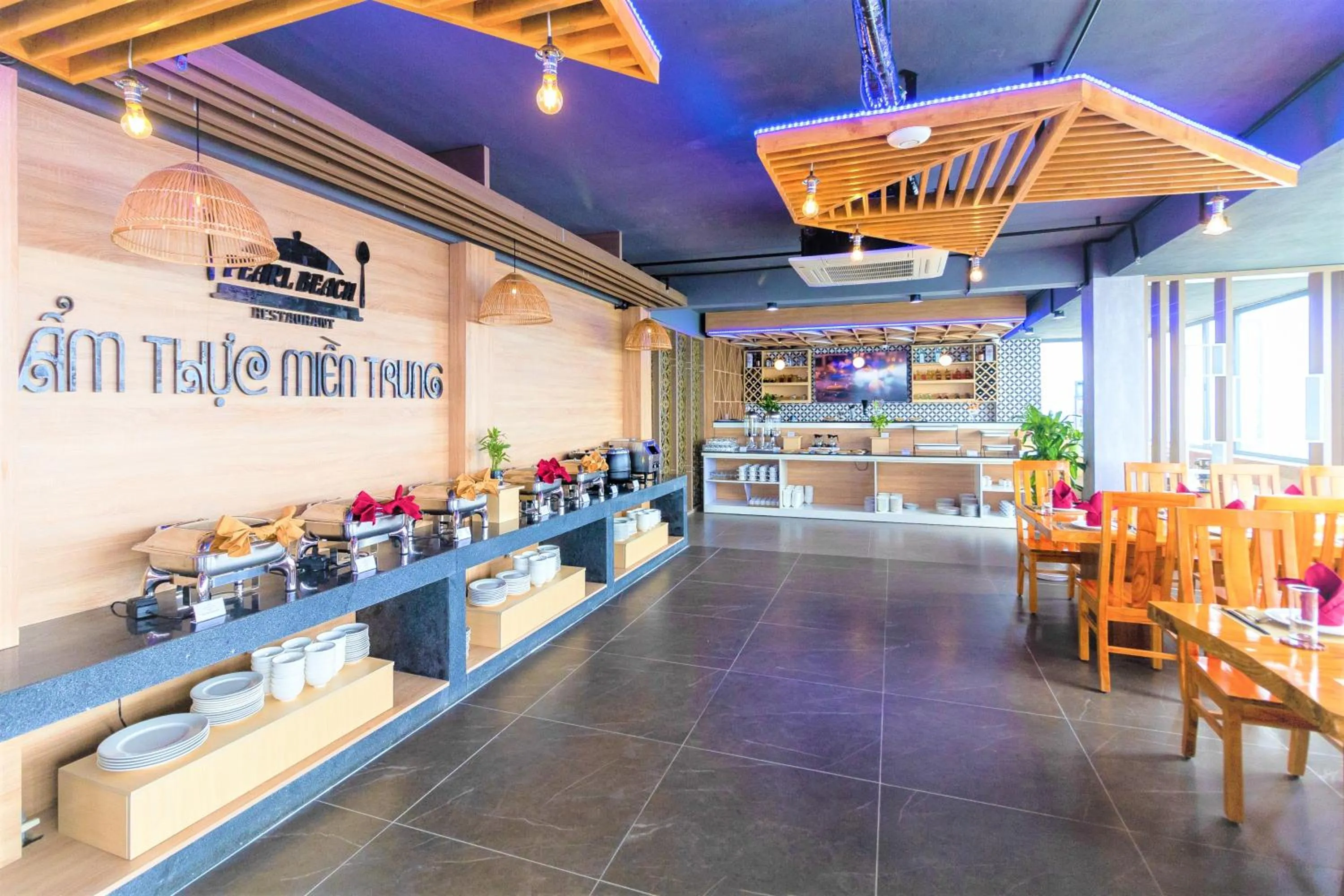 Restaurant/places to eat in Pearl Beach Hotel Quy Nhon