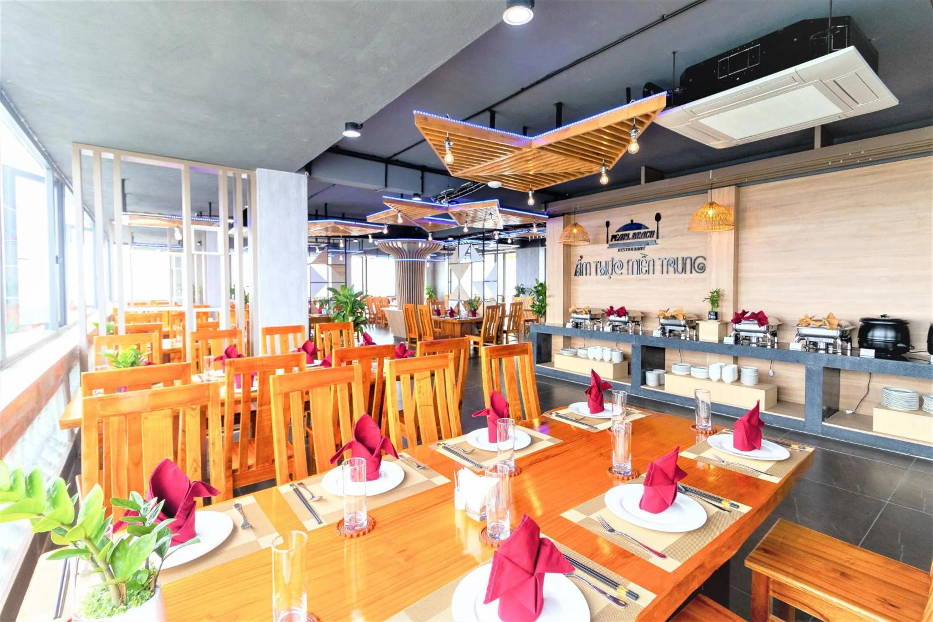Restaurant/places to eat in Pearl Beach Hotel Quy Nhon