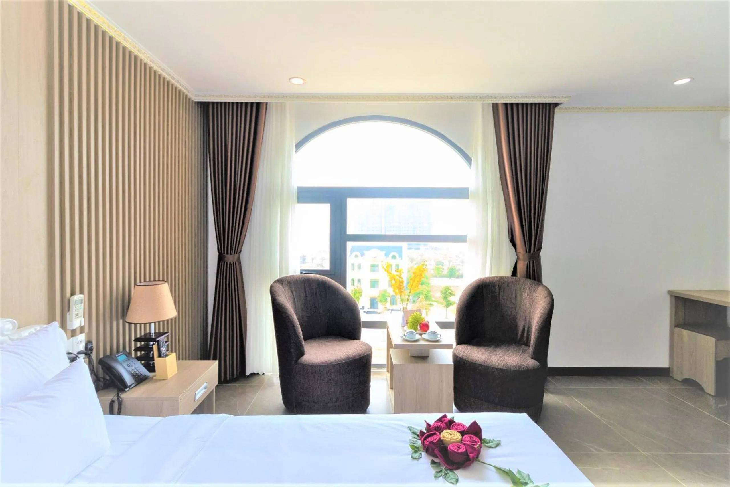 Bed in Pearl Beach Hotel Quy Nhon