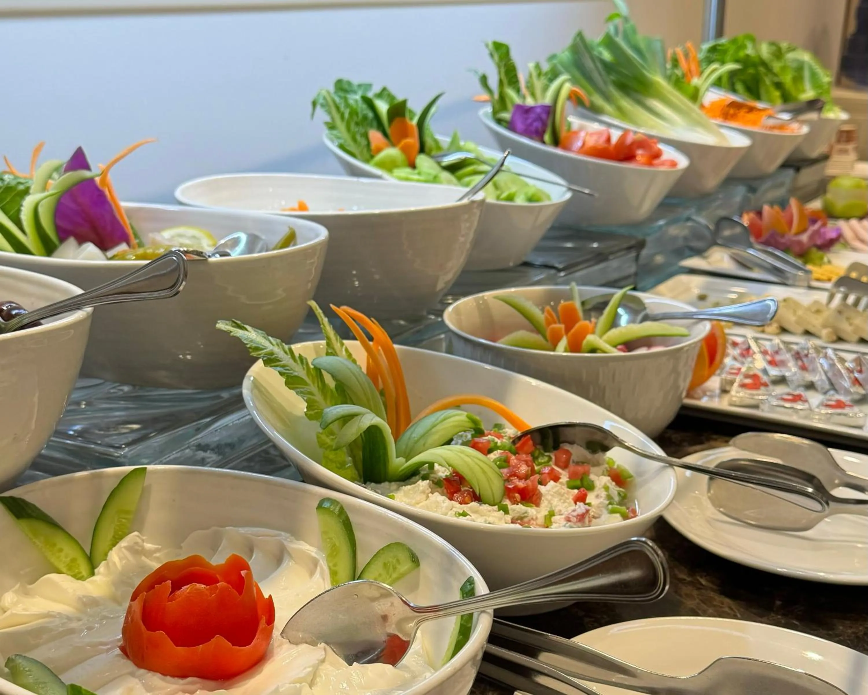 Restaurant/places to eat in Merkure Jeddah Al Hamraa Hotel