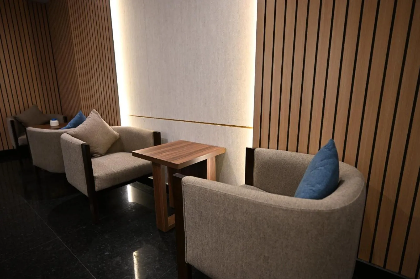 Merkure Jeddah Al Hamraa Hotel