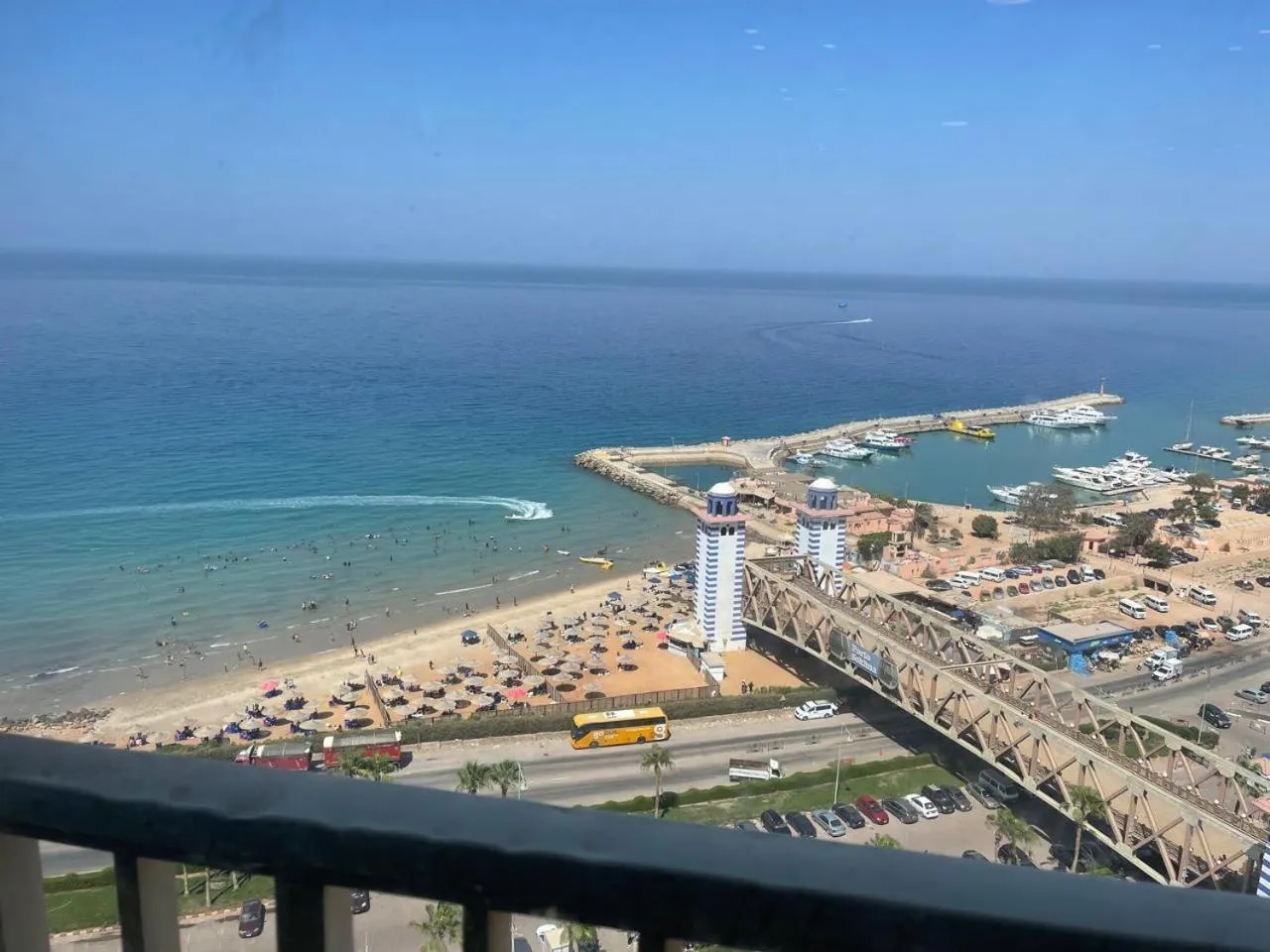 Day in Amazing sea view Penthouse Apartment in Pyramids Porto El-Sokhna