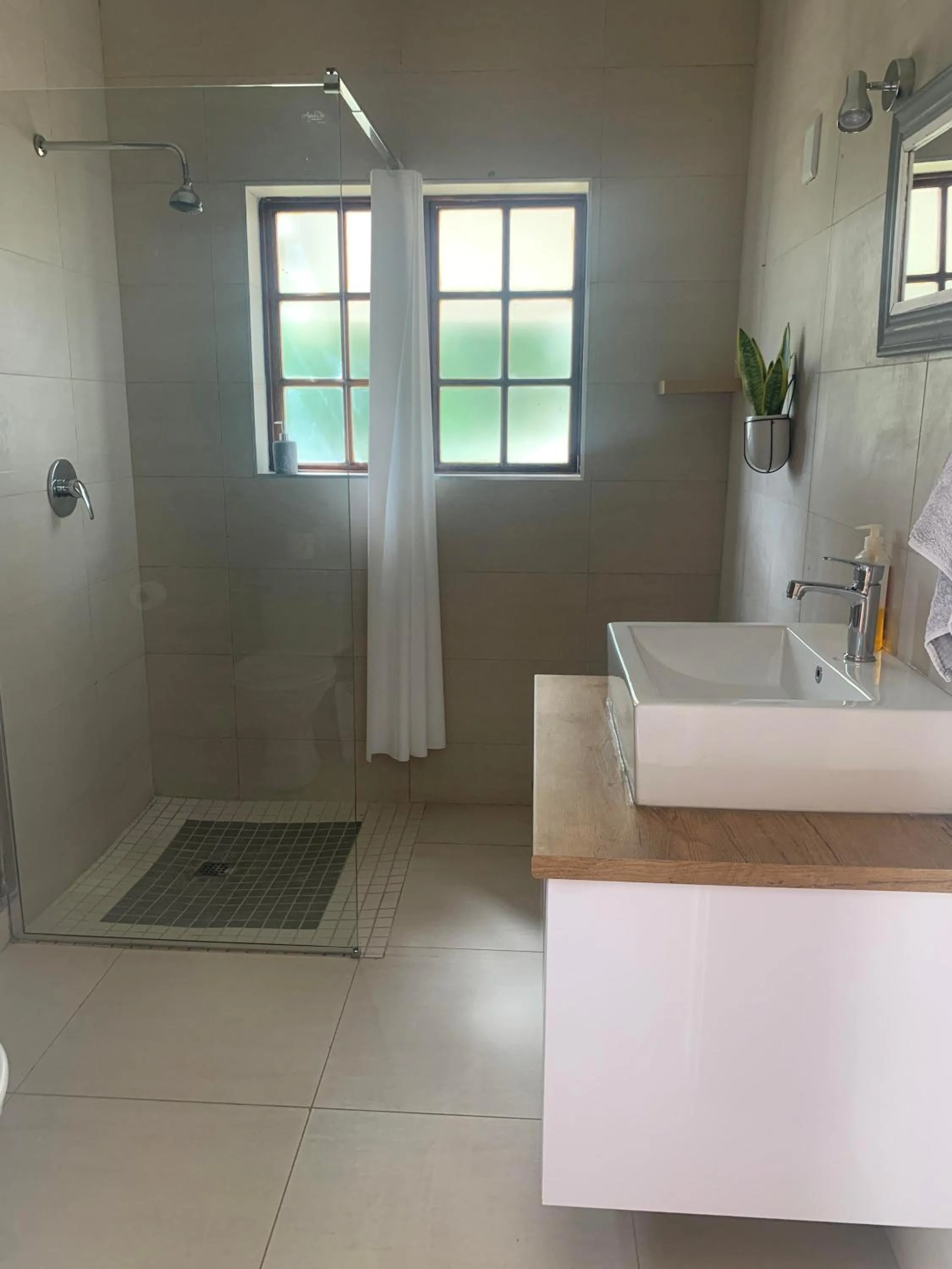 Bathroom in Otjibamba Lodge
