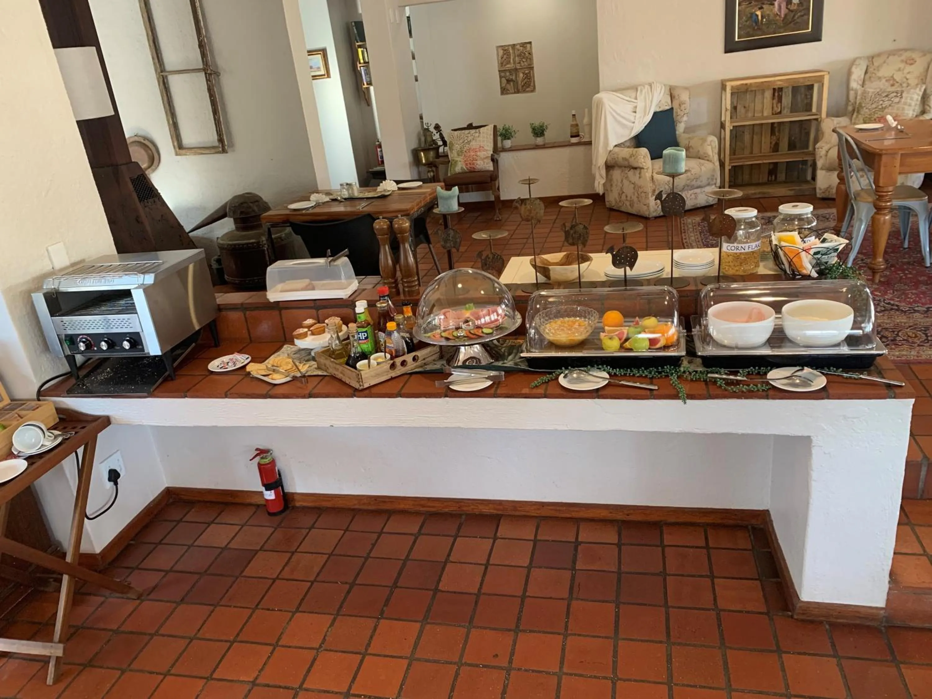 Breakfast in Otjibamba Lodge