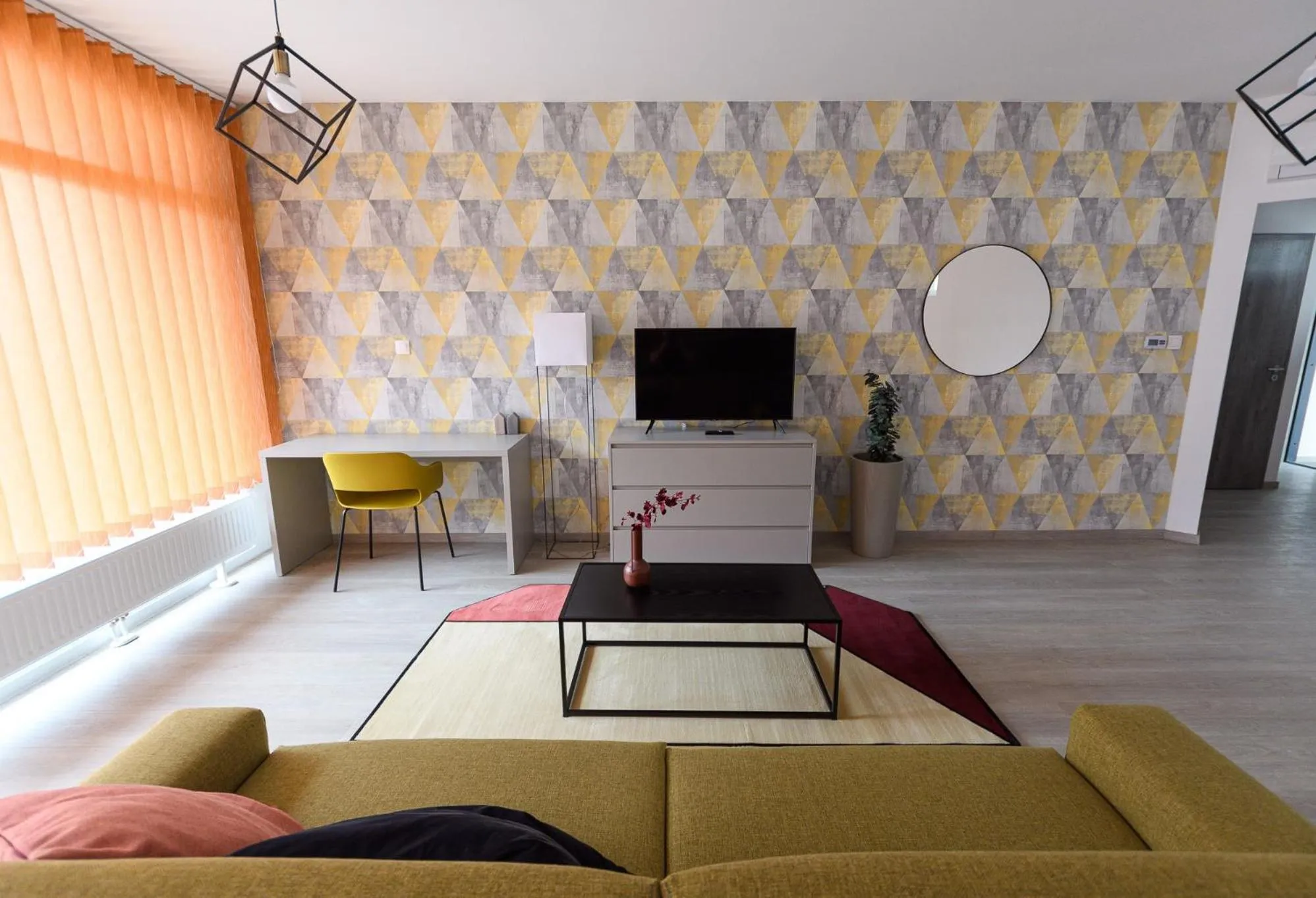 Living room in Parizs Garden Apartments