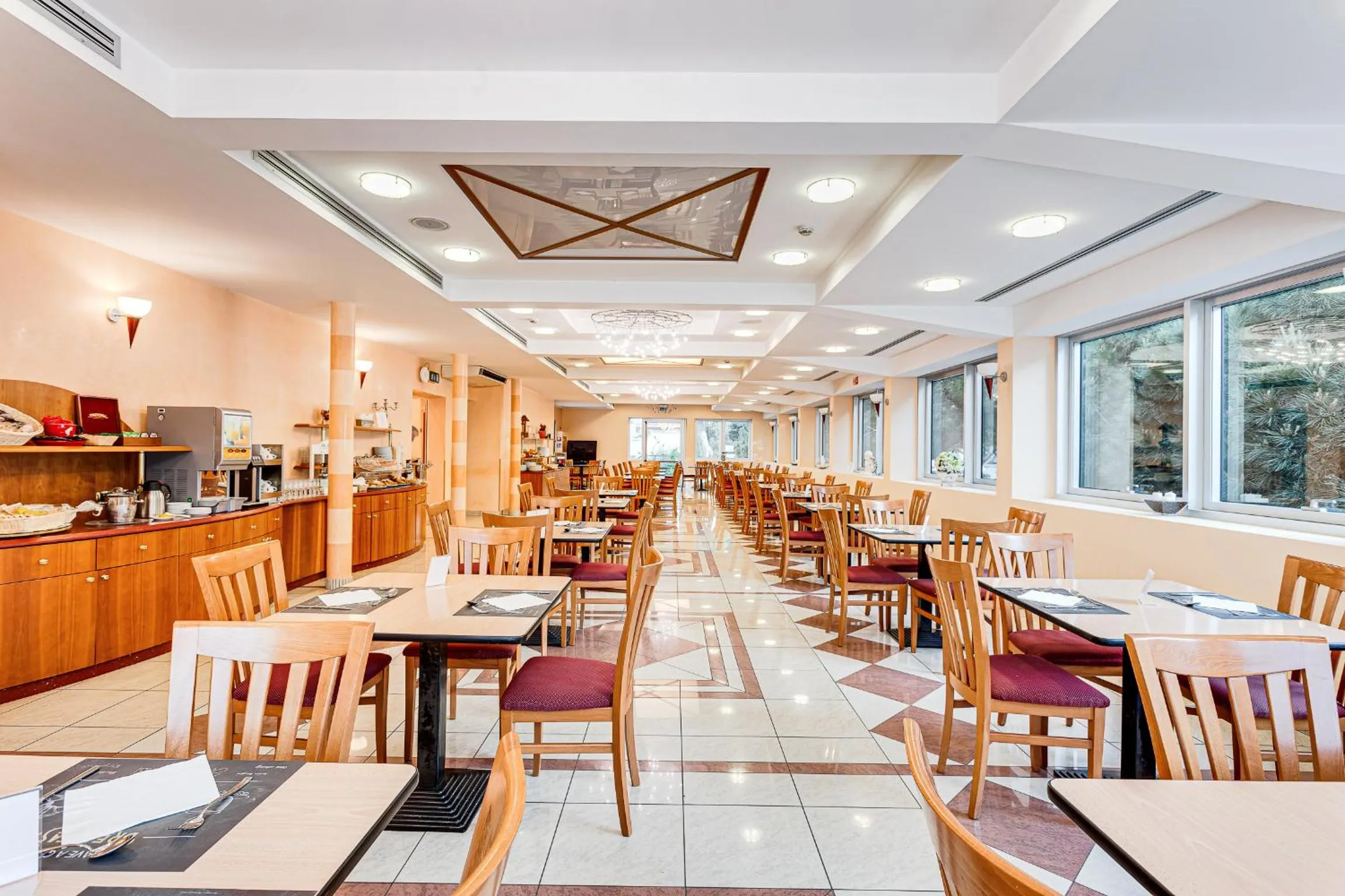 Lounge or bar in HOTEL VILLA MARIA