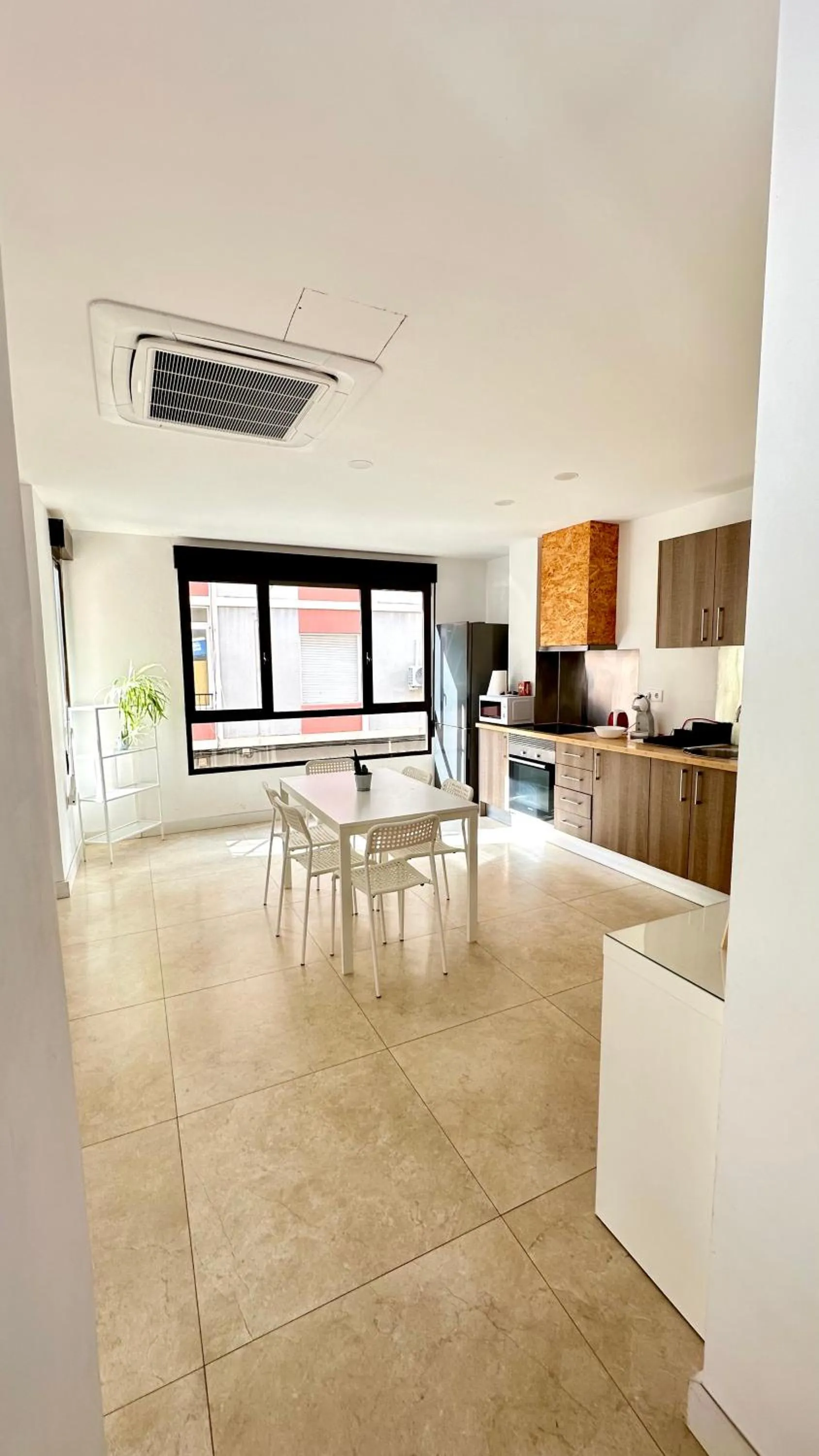 Kitchen or kitchenette in Soho Boho Apartments - with sunny rooftop terrace and fiber optic internet