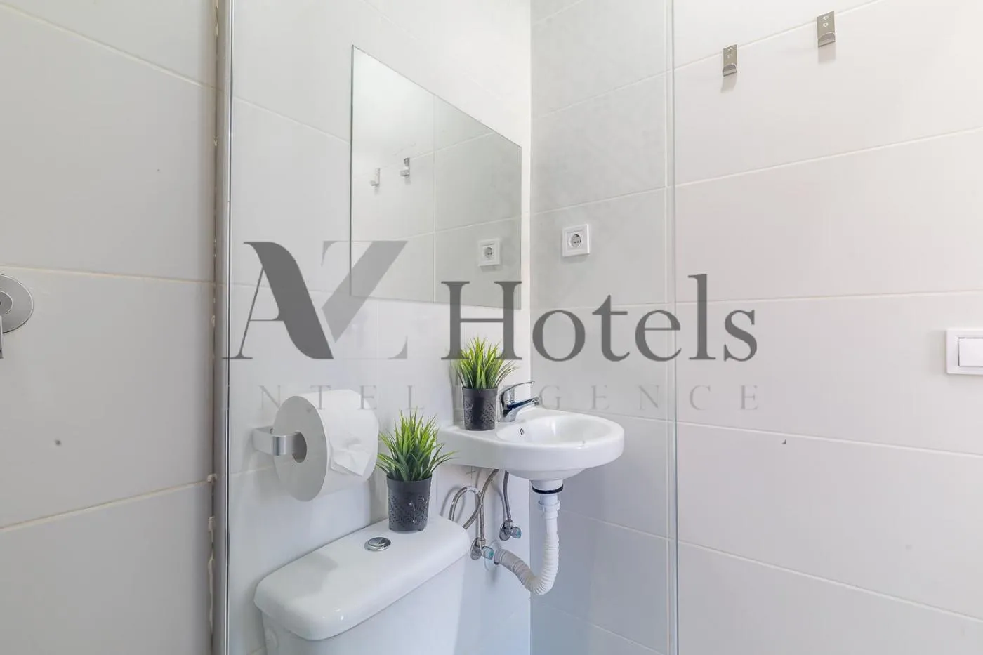 Bathroom in AYZ Silvela - Auto check-in property