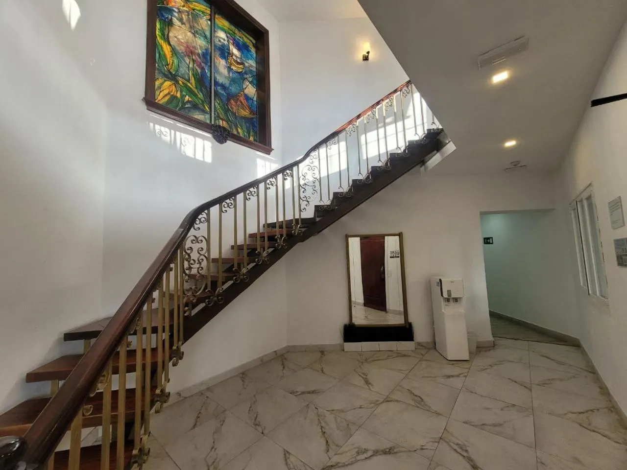 AYZ Silvela - Auto check-in property