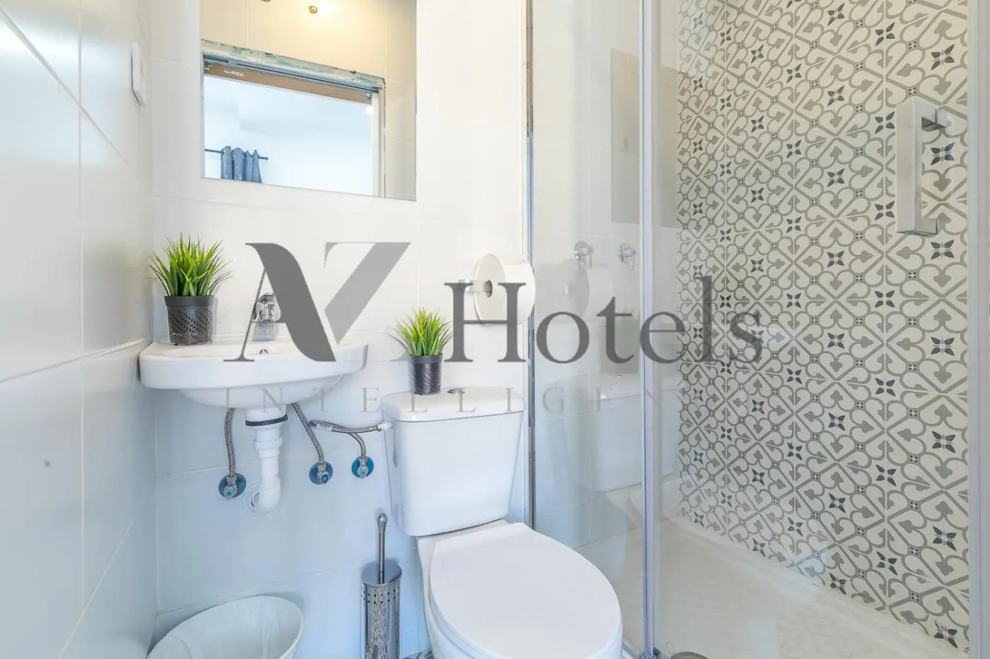 Bathroom in AYZ Silvela - Auto check-in property