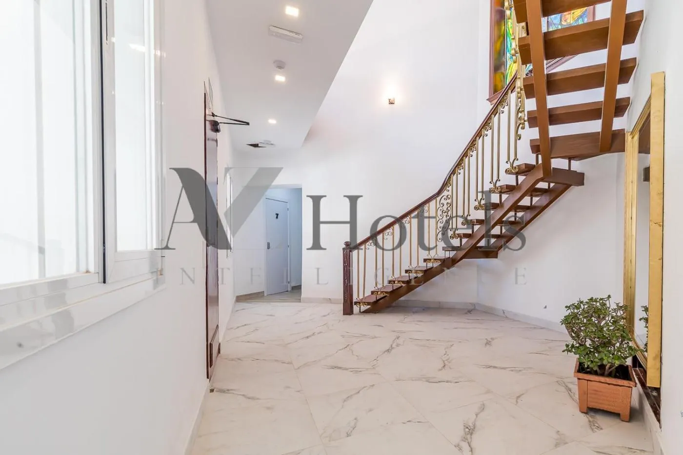 Lobby or reception in AYZ Silvela - Auto check-in property