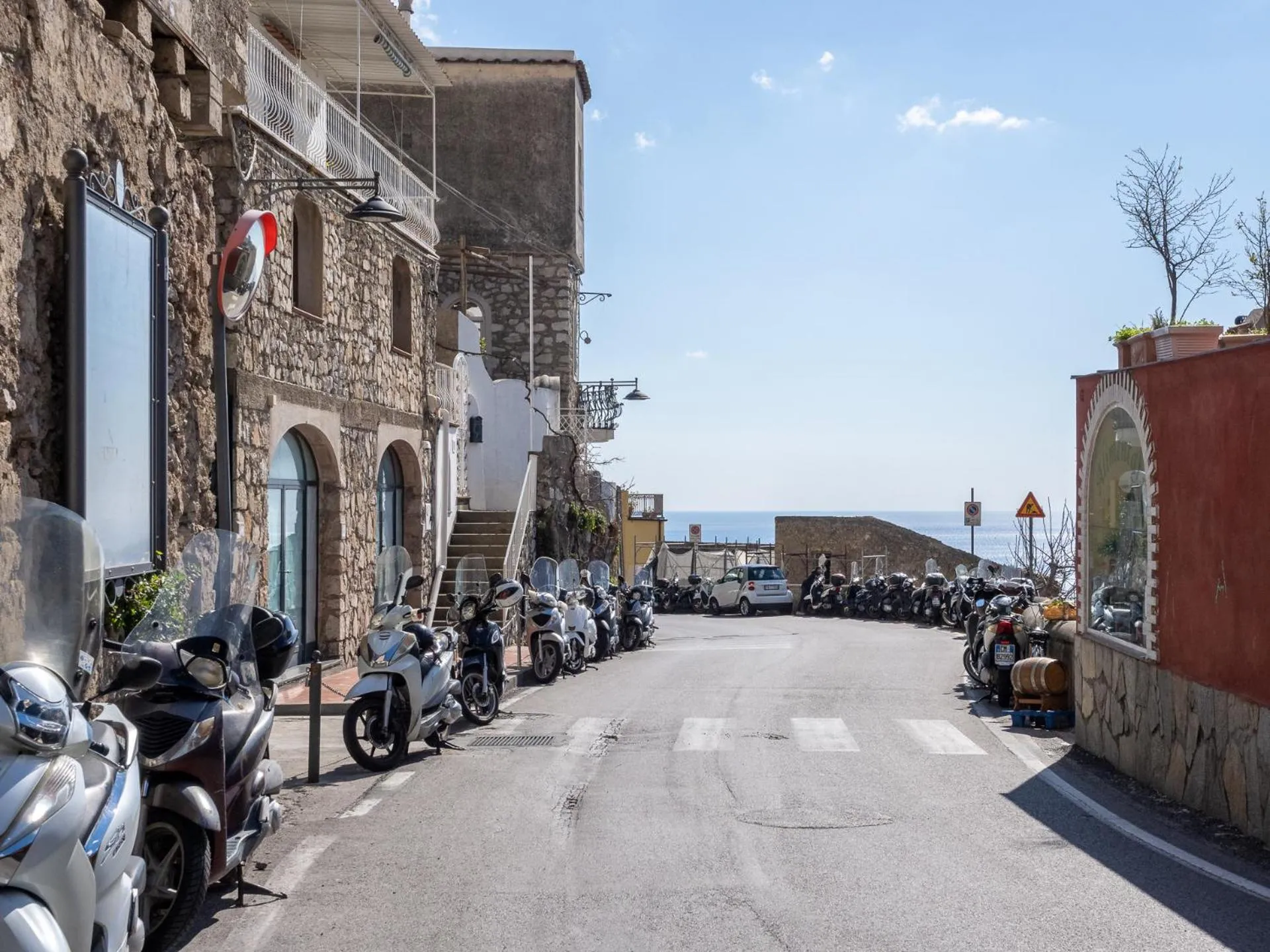 Neighbourhood in La Perla di Chicca