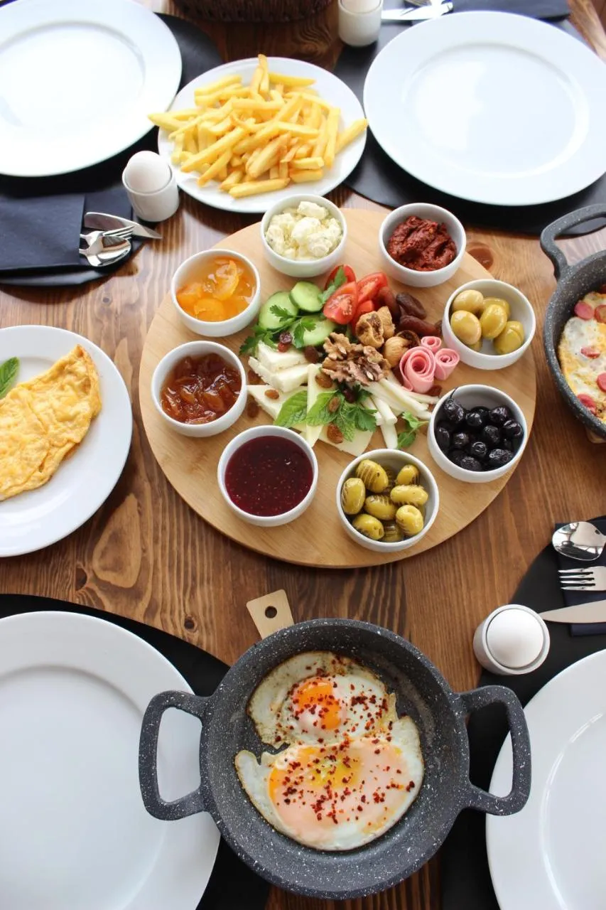 Breakfast in Kayra Cave Suites